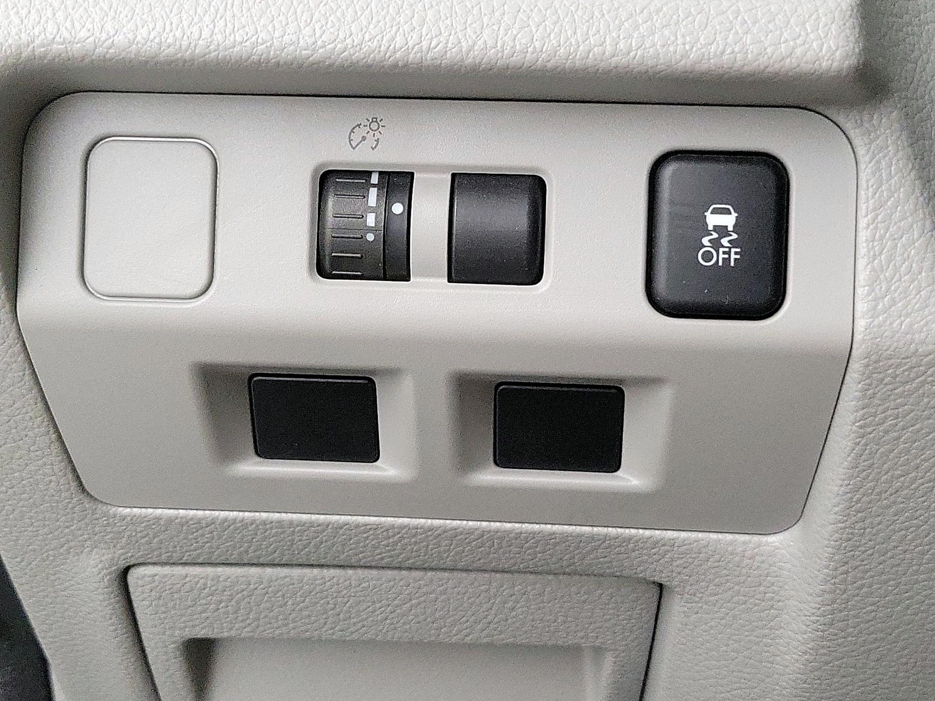 Thumbnail: 2015 Subaru Forester - 13
