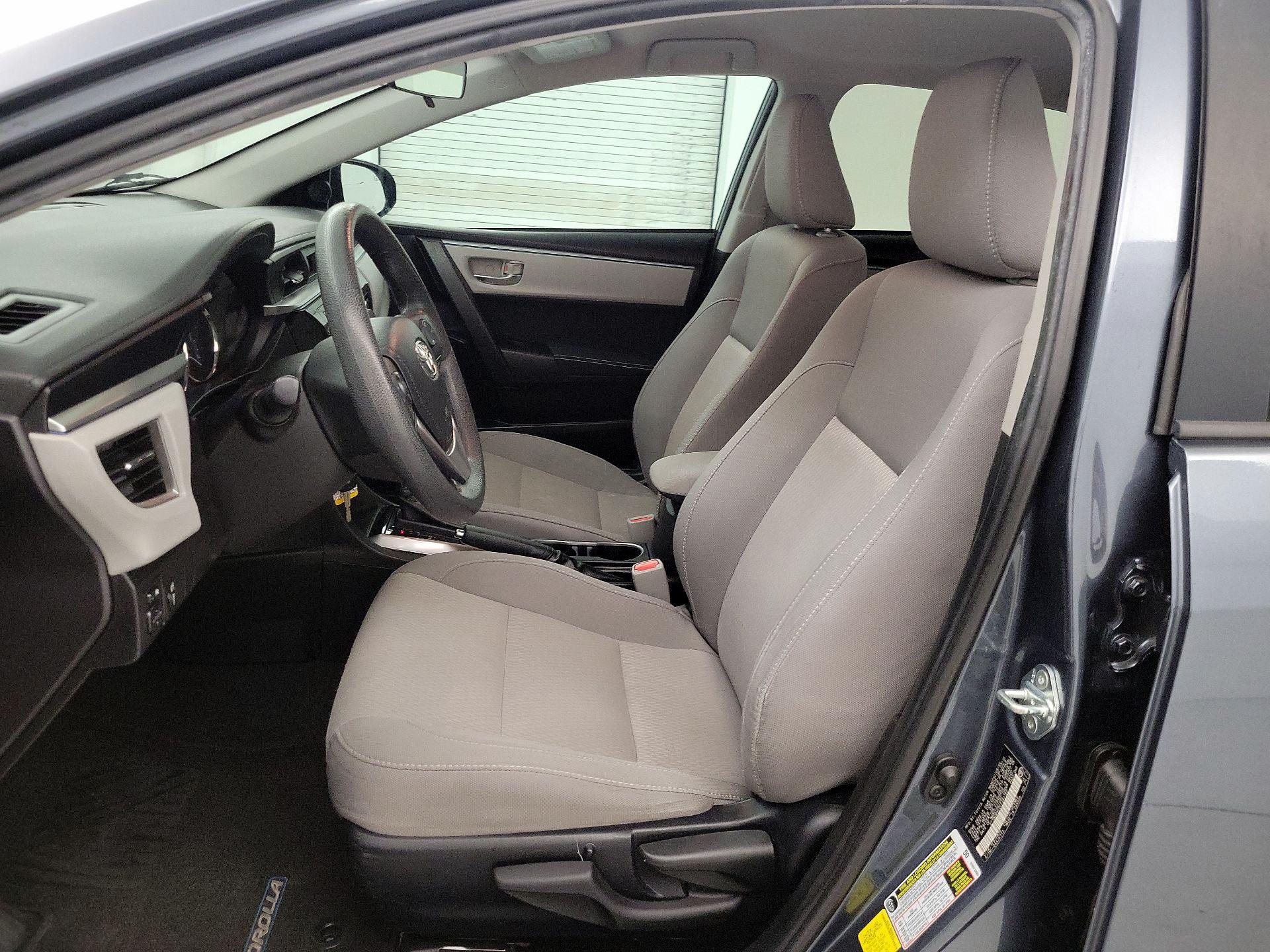 Thumbnail: 2015 Toyota Corolla - 11