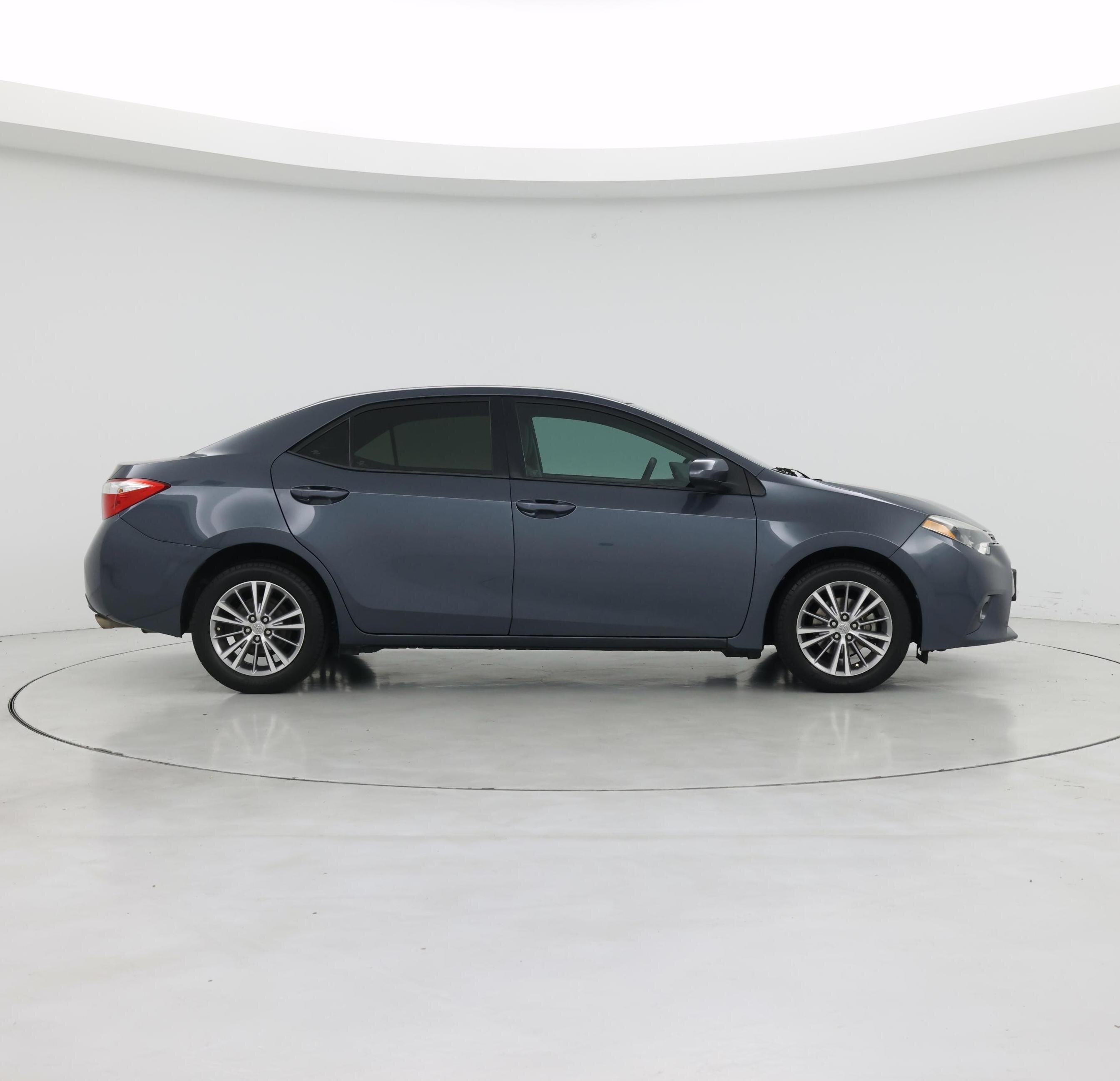 Thumbnail: 2015 Toyota Corolla - 7