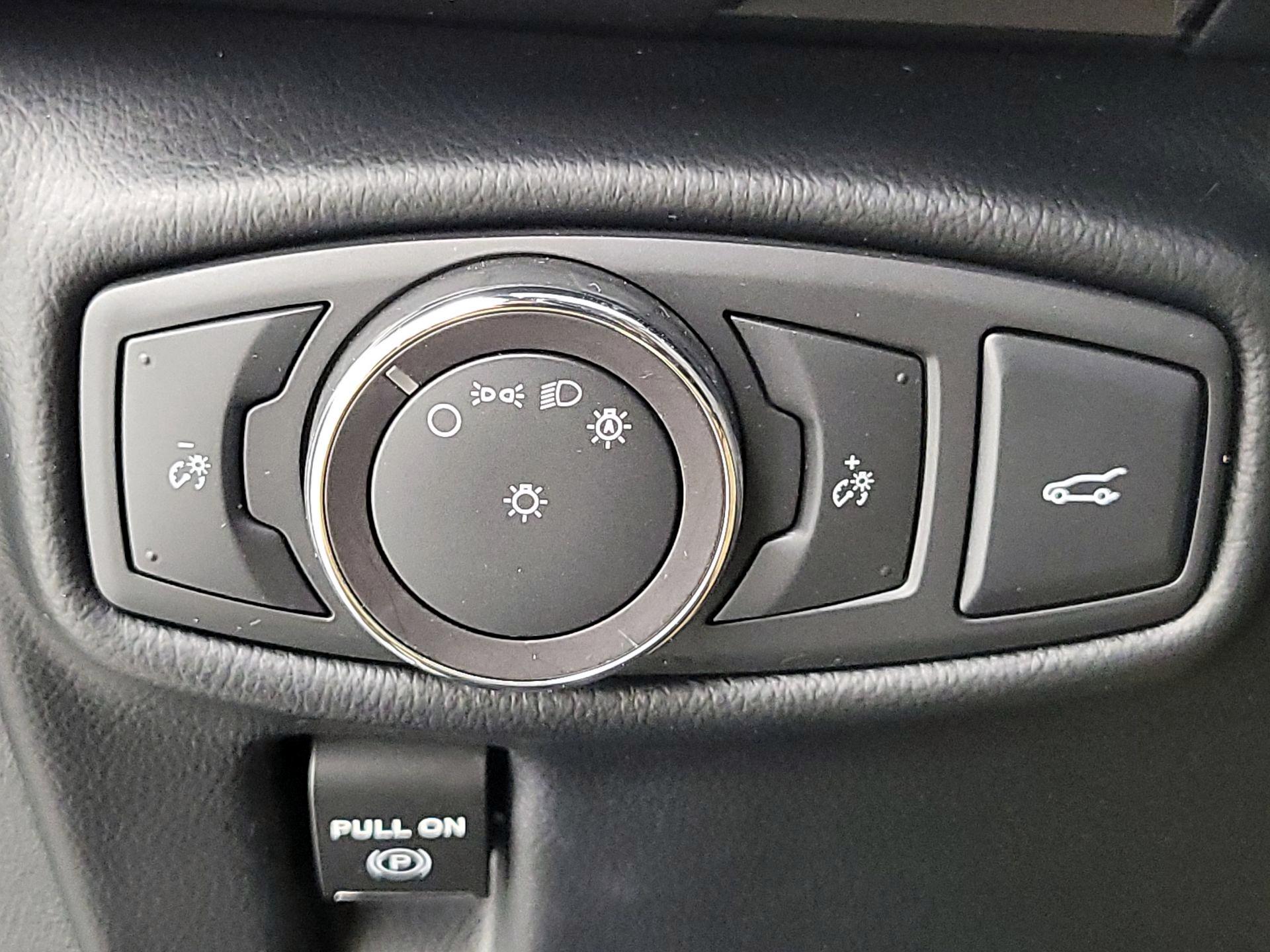 Thumbnail: 2018 Lincoln MKX - 13