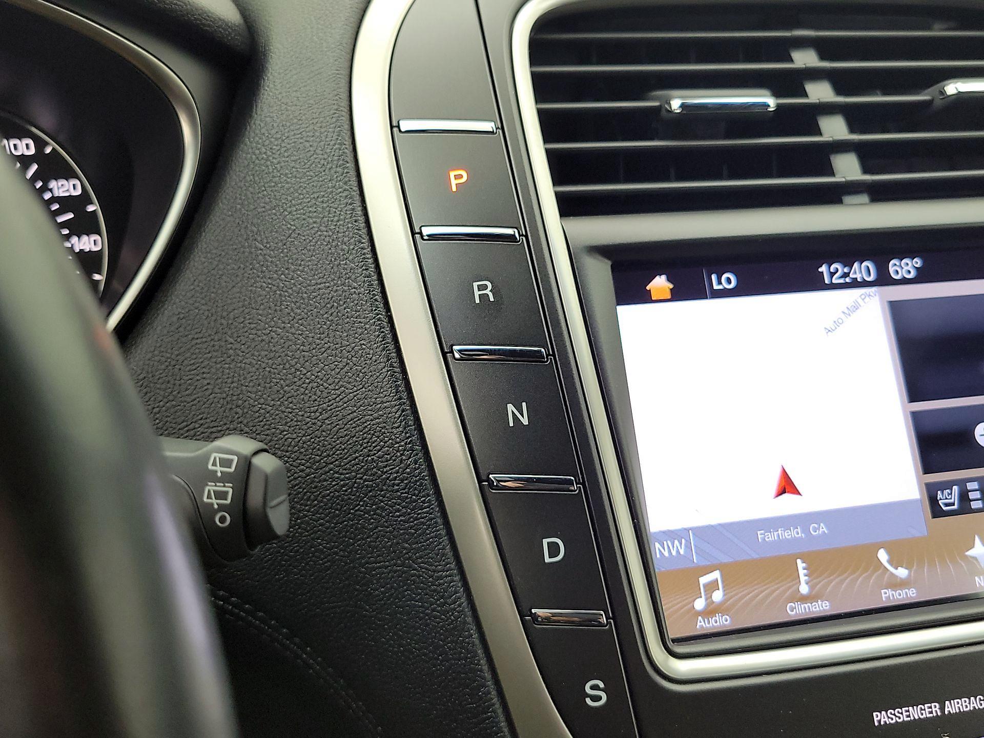 Thumbnail: 2018 Lincoln MKX - 18