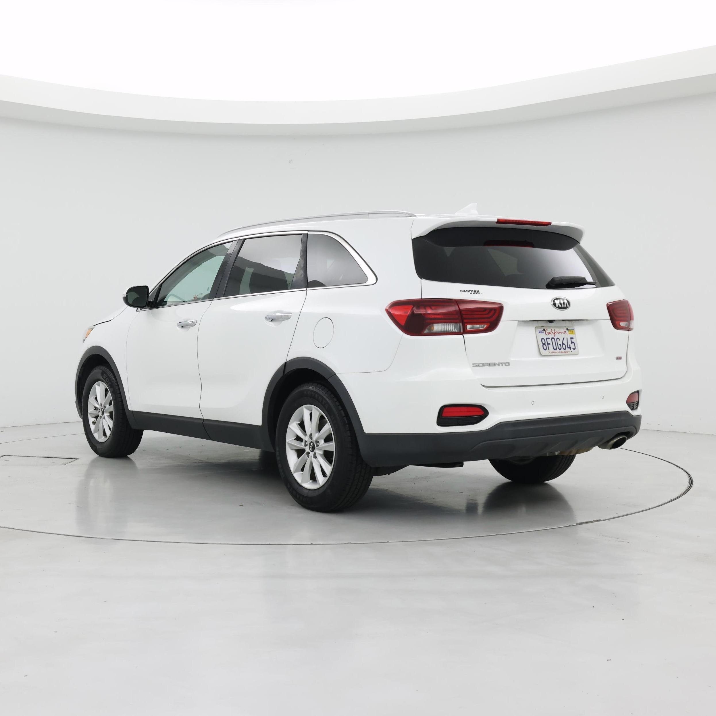 Thumbnail: 2019 Kia Sorento - 2