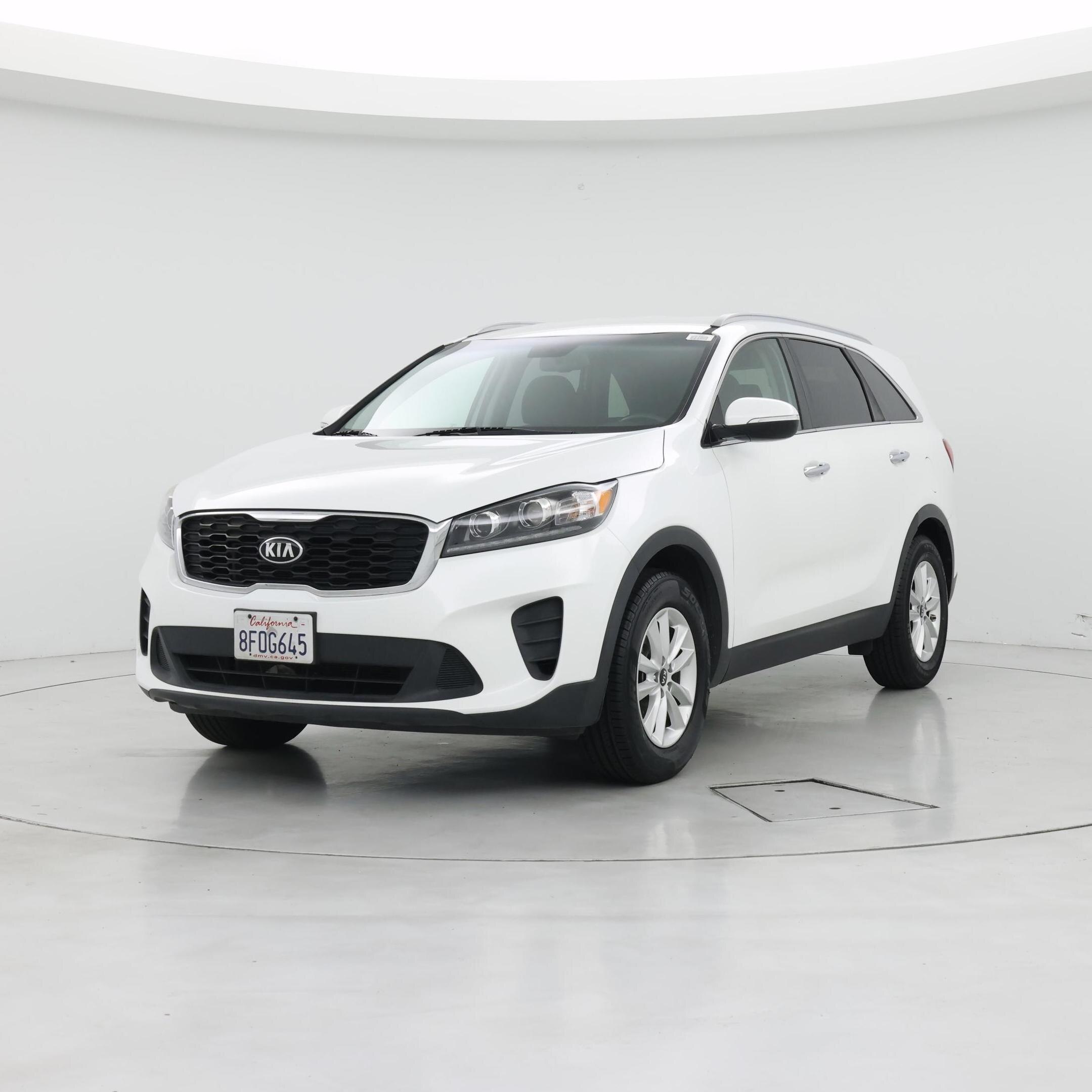 Thumbnail: 2019 Kia Sorento - 4