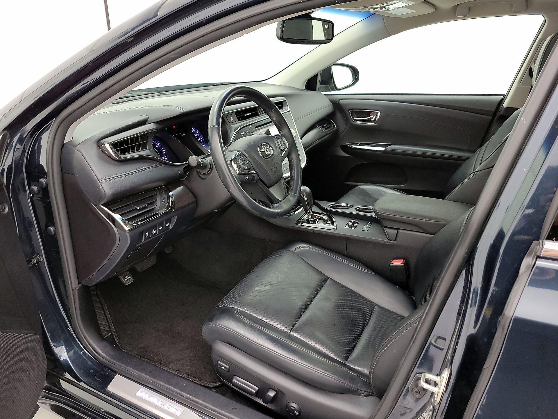 Thumbnail: 2016 Toyota Avalon - 11