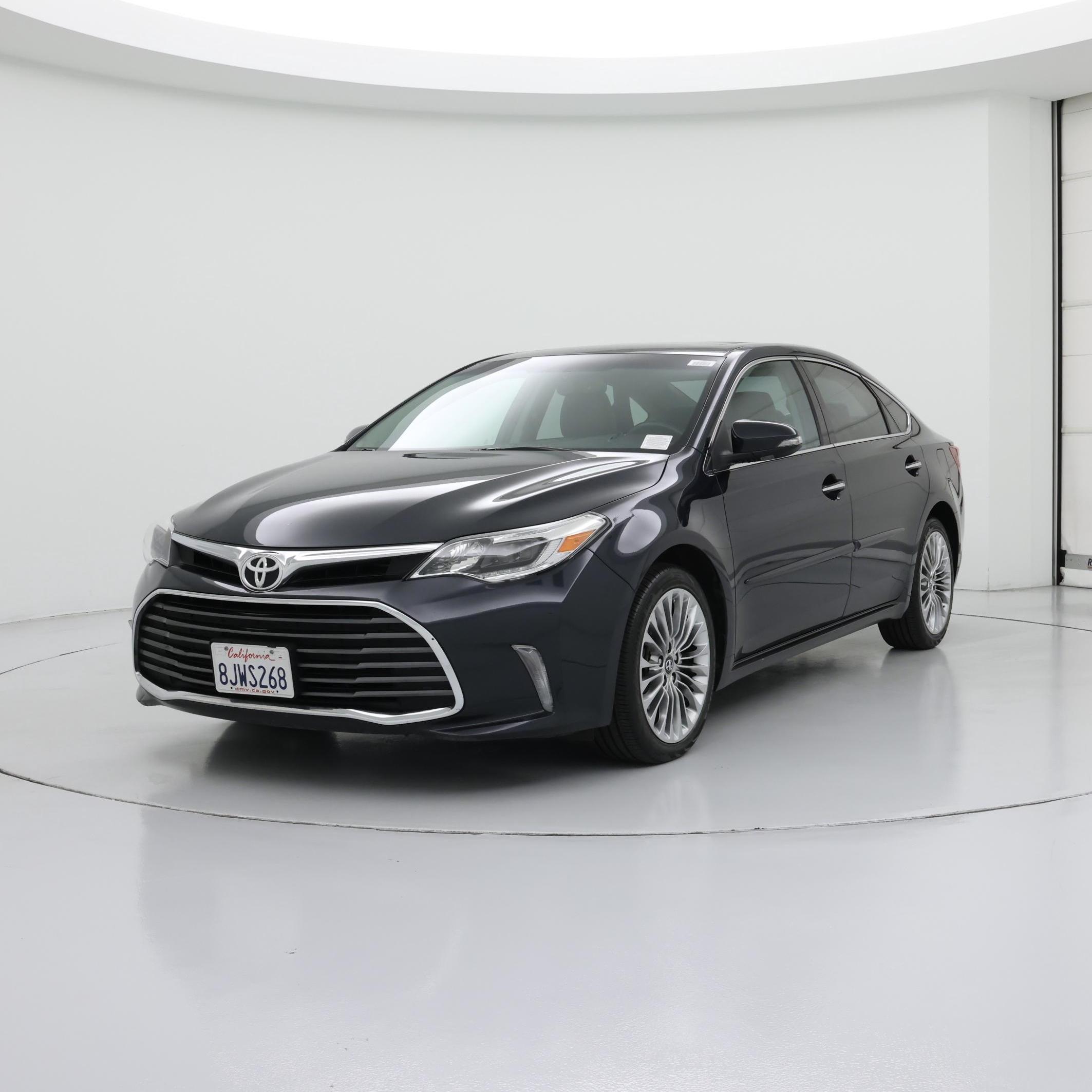 Thumbnail: 2016 Toyota Avalon - 4