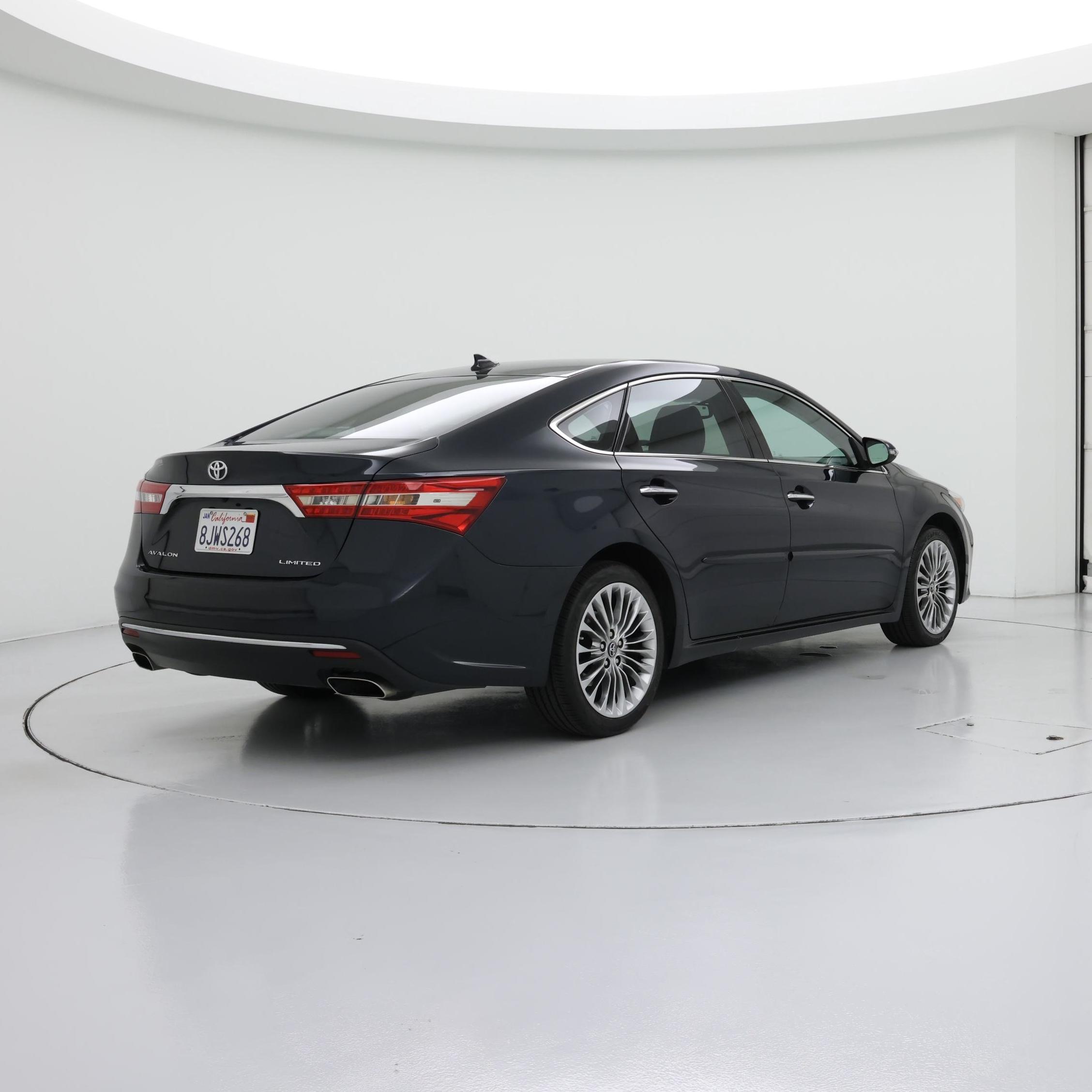 Thumbnail: 2016 Toyota Avalon - 8