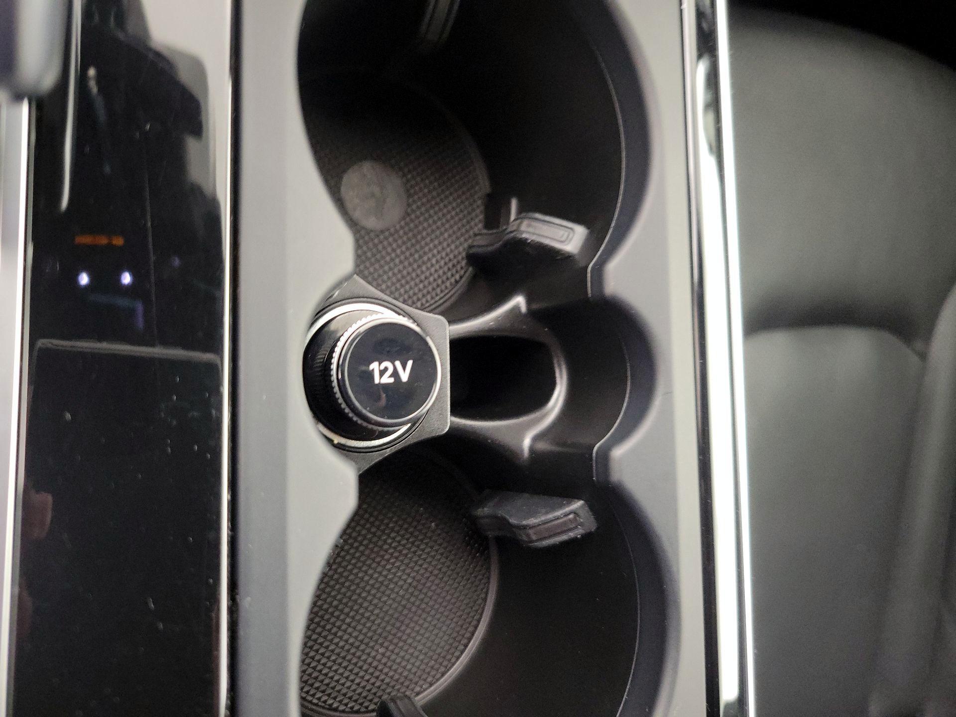 Thumbnail: 2021 Audi Q8 - 18