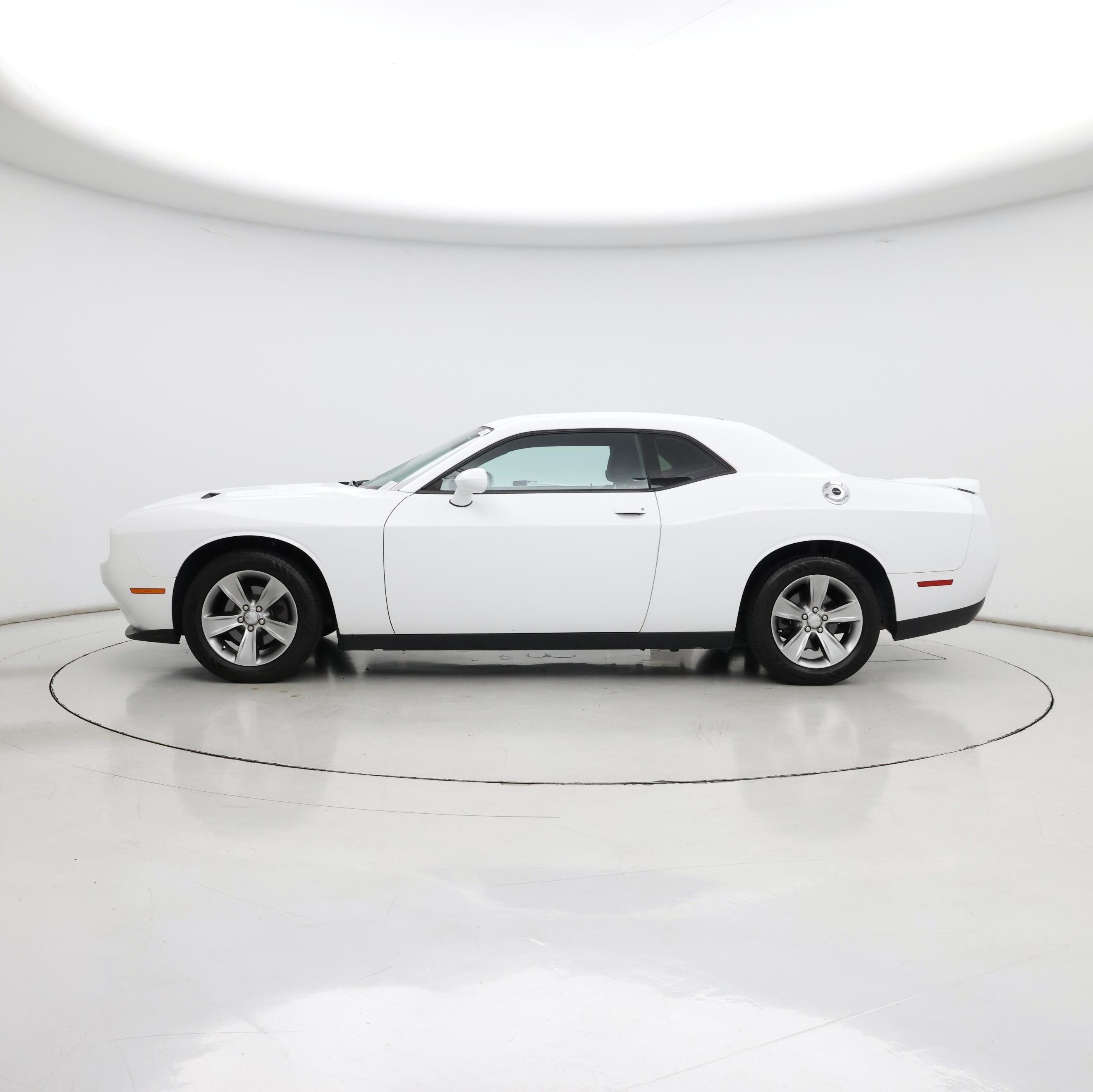 Thumbnail: 2019 Dodge Challenger - 3