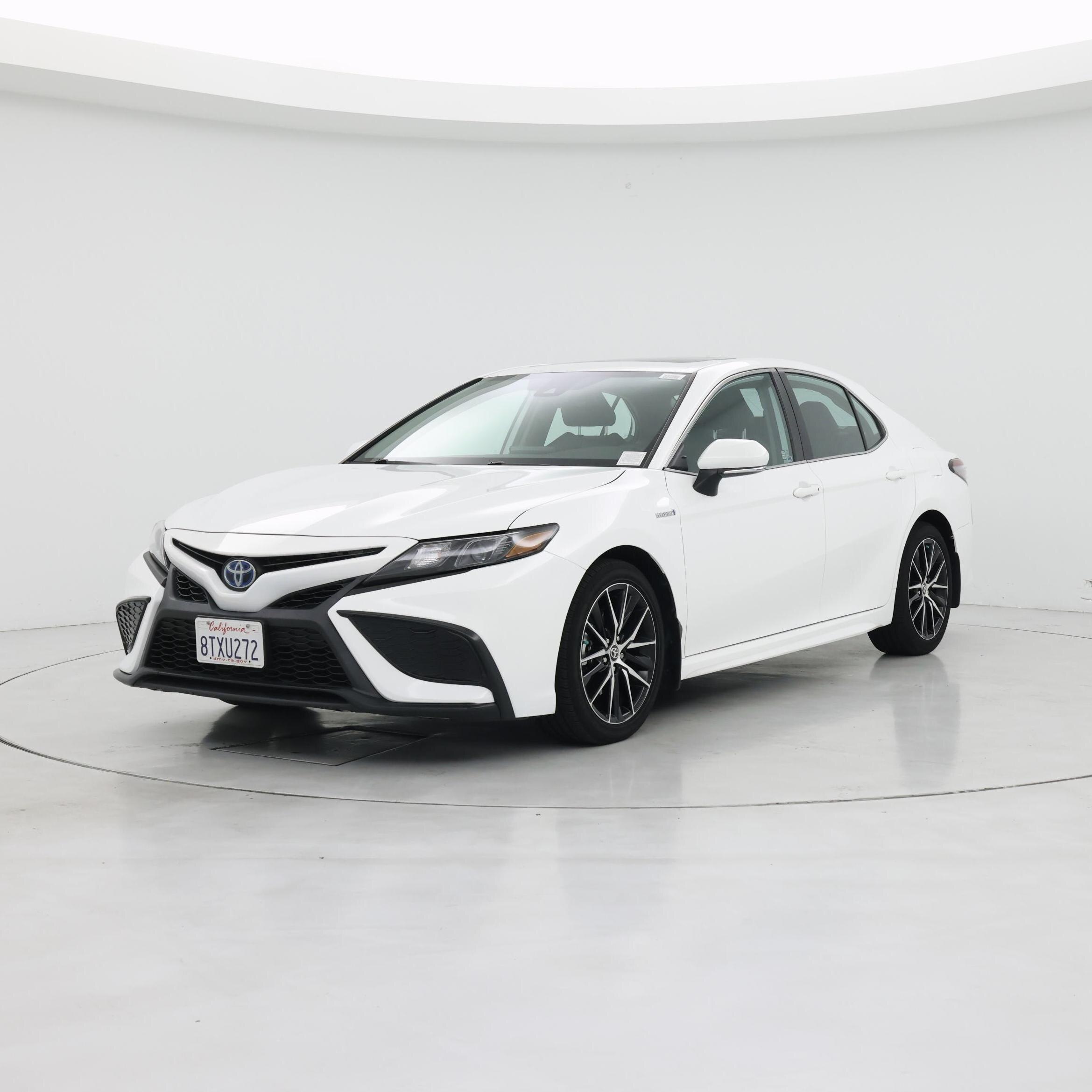 Thumbnail: 2021 Toyota Camry - 4