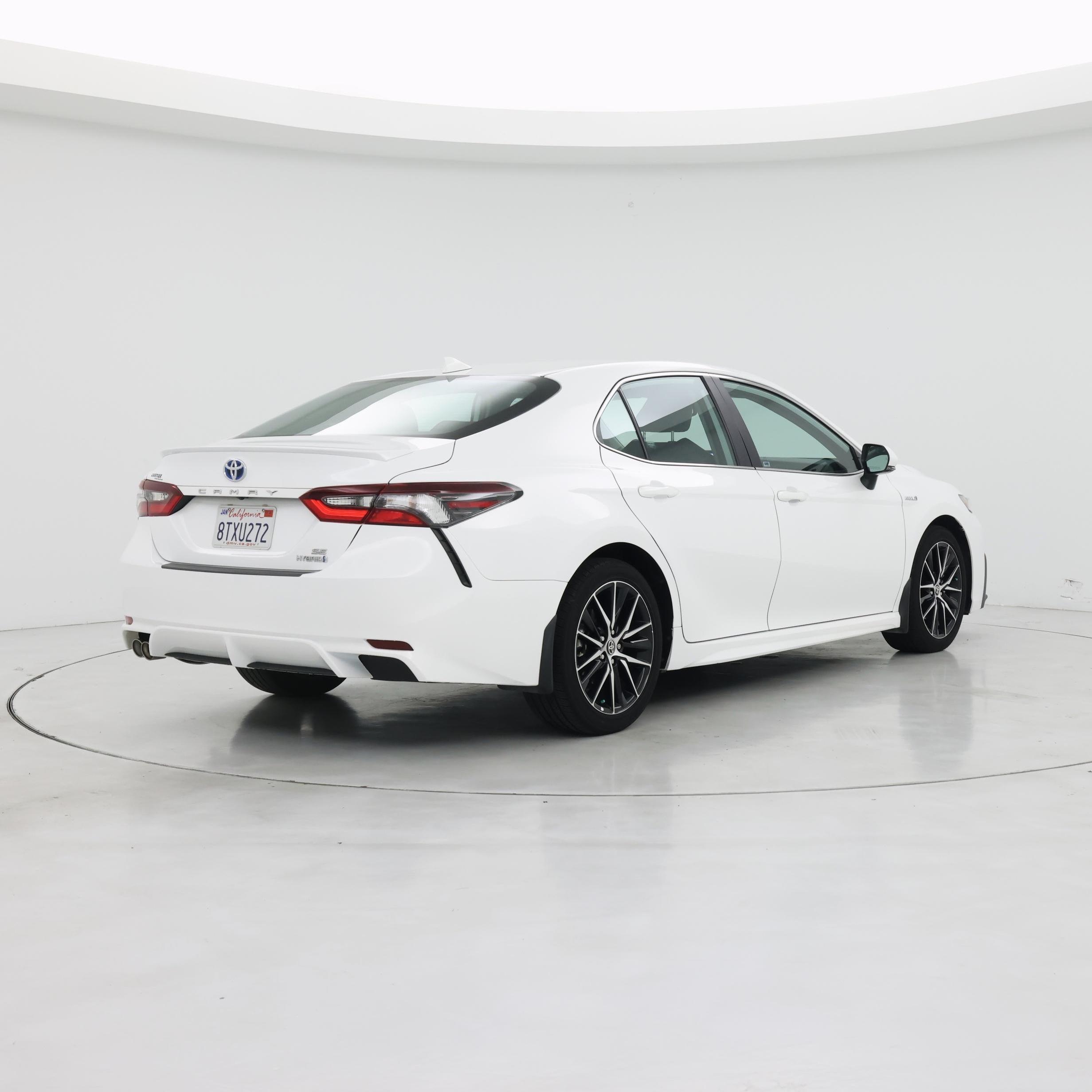 Thumbnail: 2021 Toyota Camry - 8