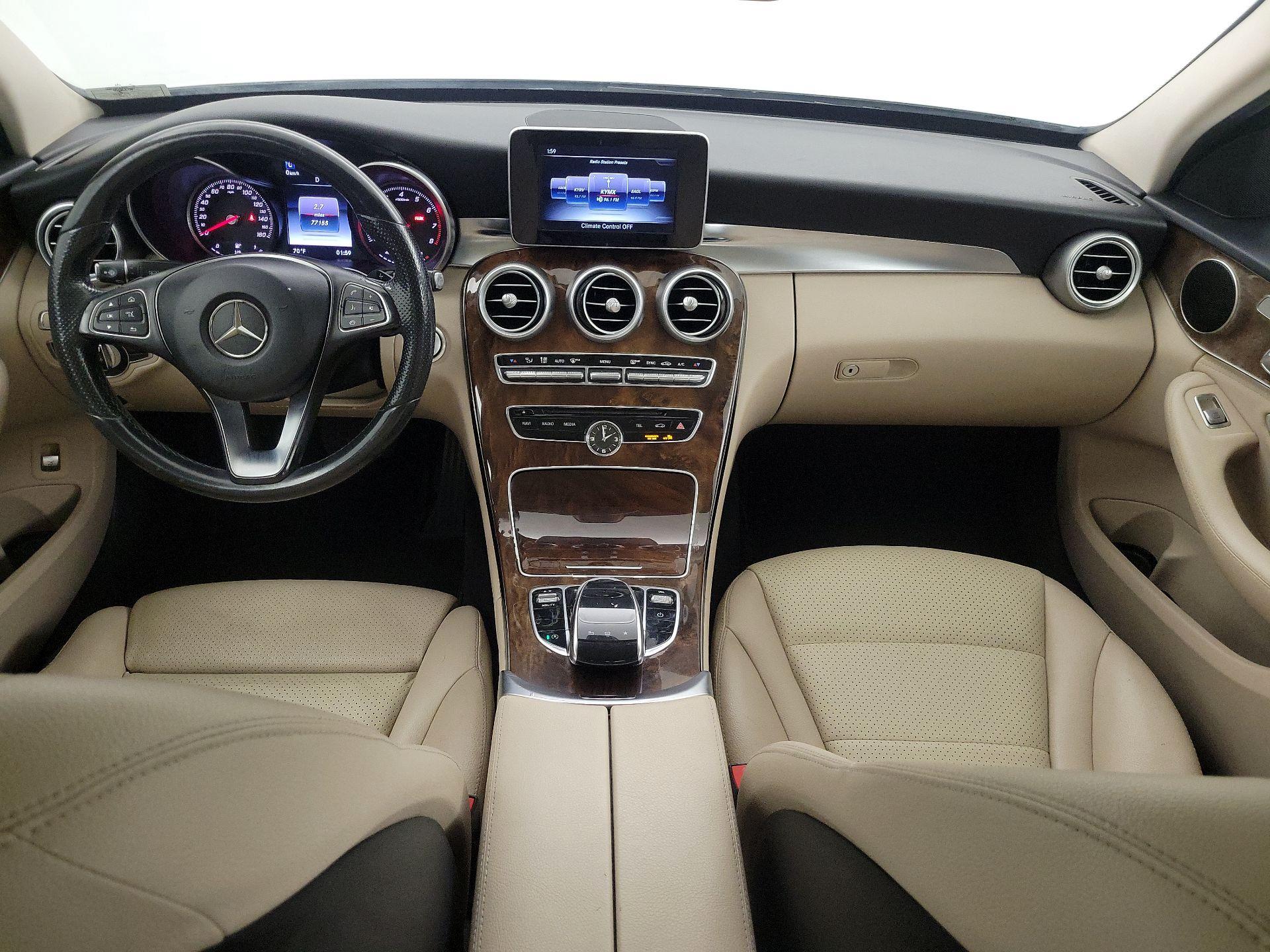 Thumbnail: 2015 Mercedes-Benz C-Class - 9