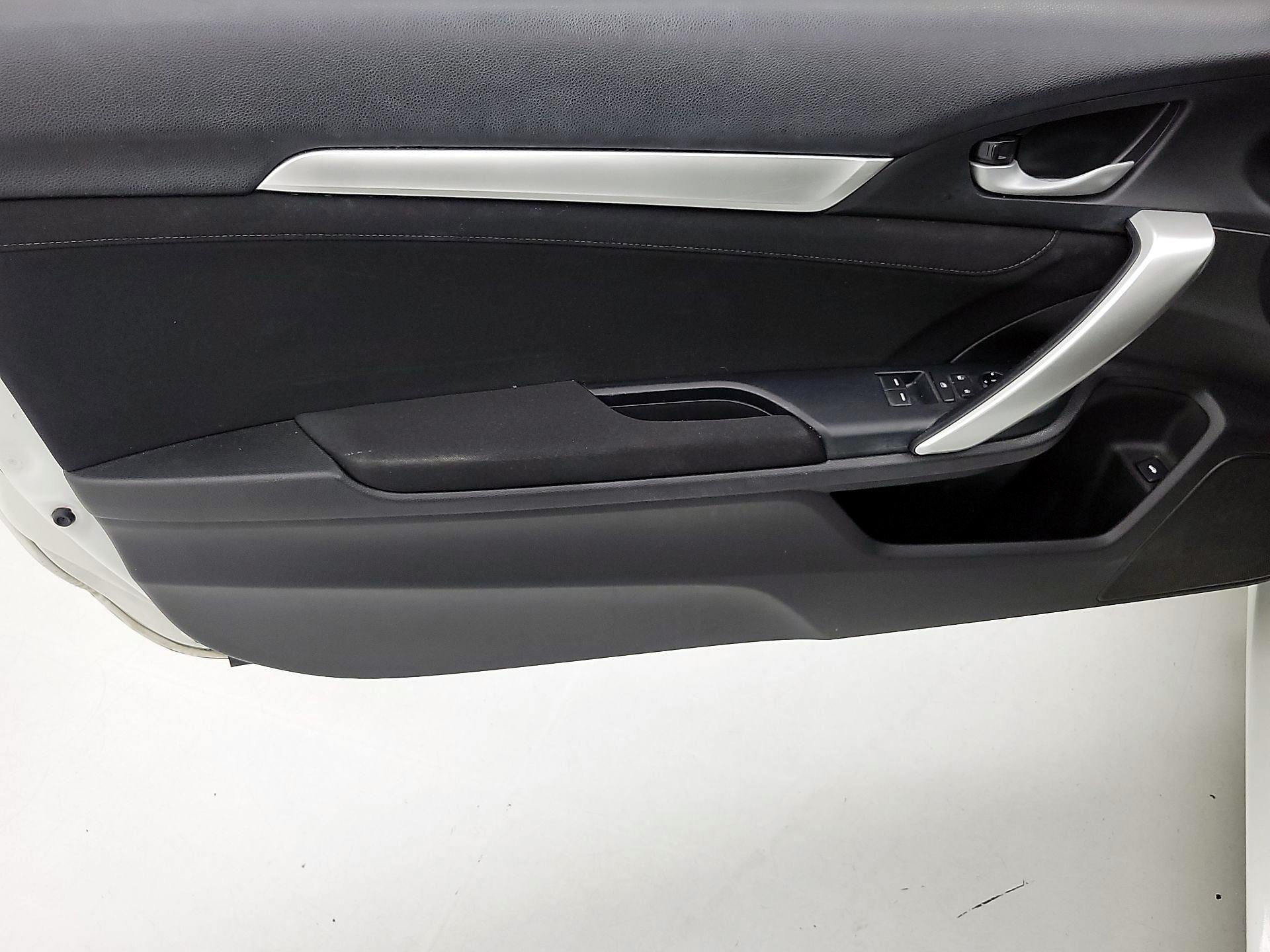 Thumbnail: 2019 Honda Civic - 12