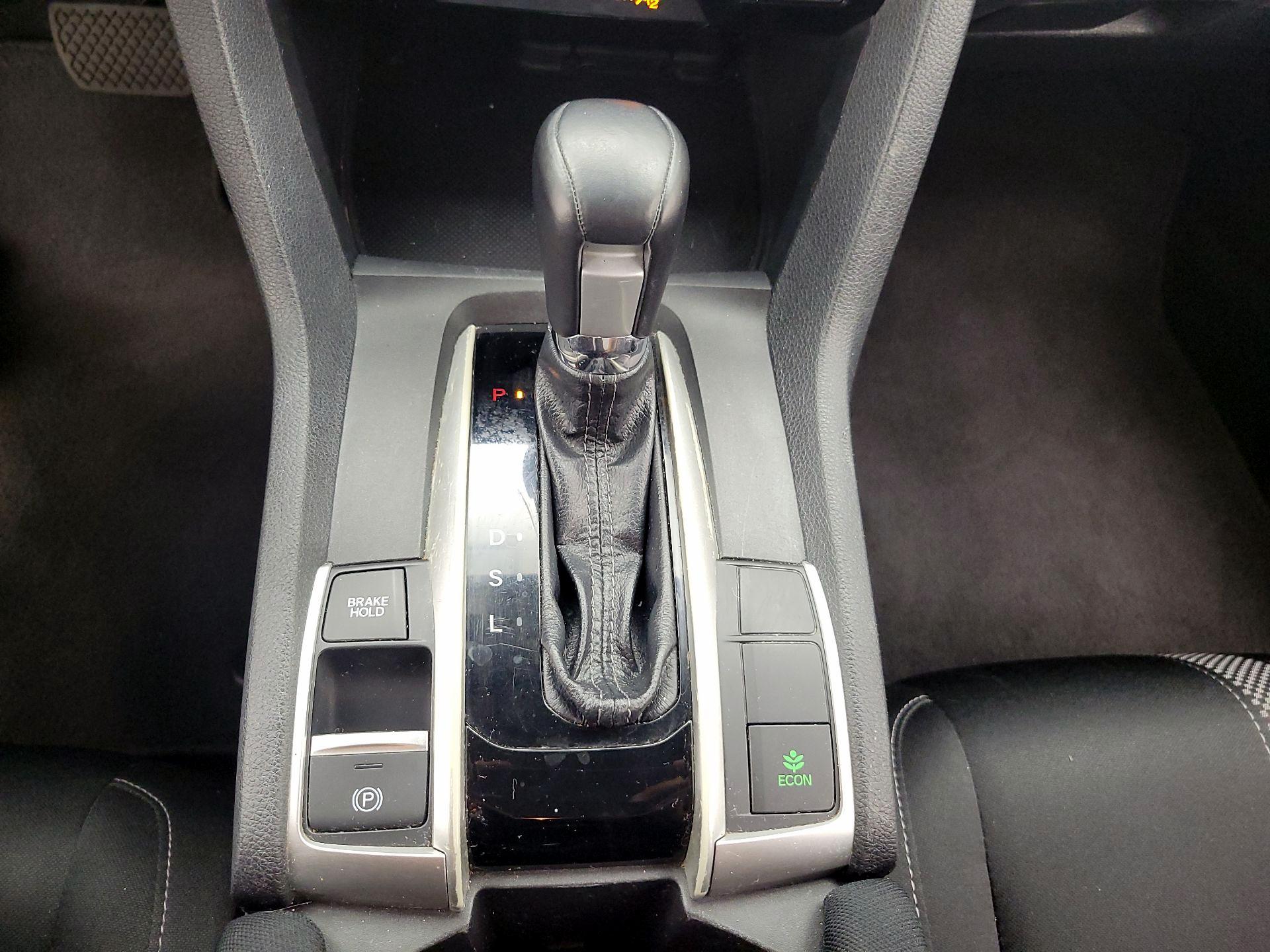 Thumbnail: 2019 Honda Civic - 17