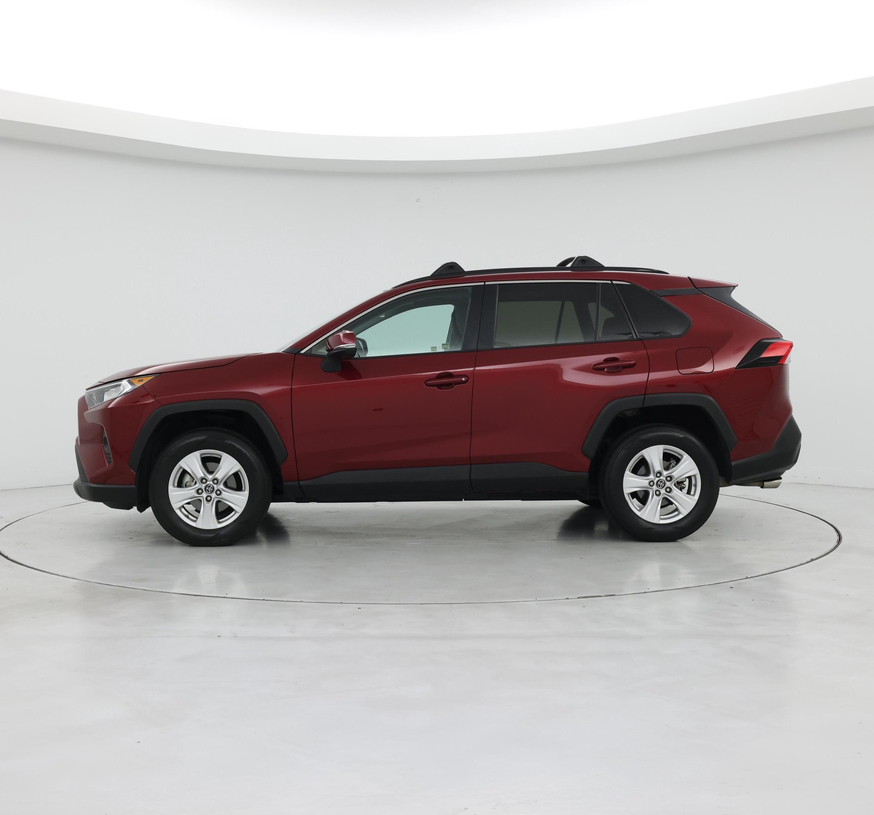 Thumbnail: 2019 Toyota RAV4 - 3