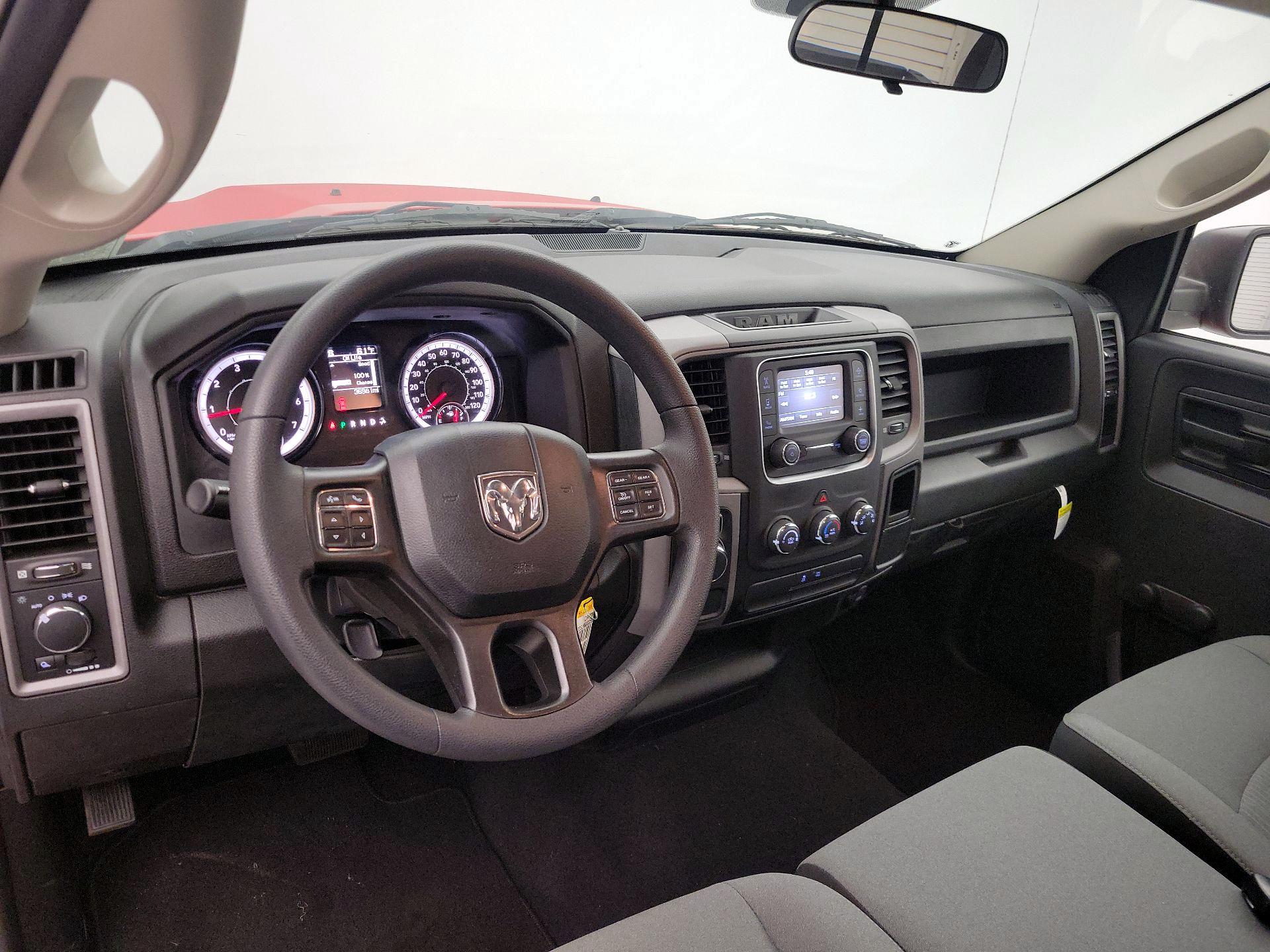 Thumbnail: 2021 RAM 1500 Classic - 9