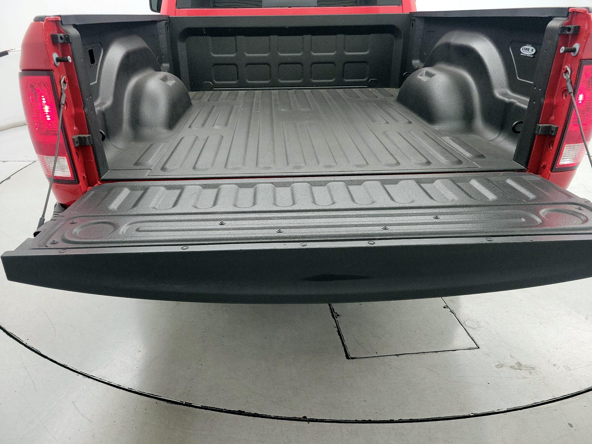 Thumbnail: 2021 RAM 1500 Classic - 18
