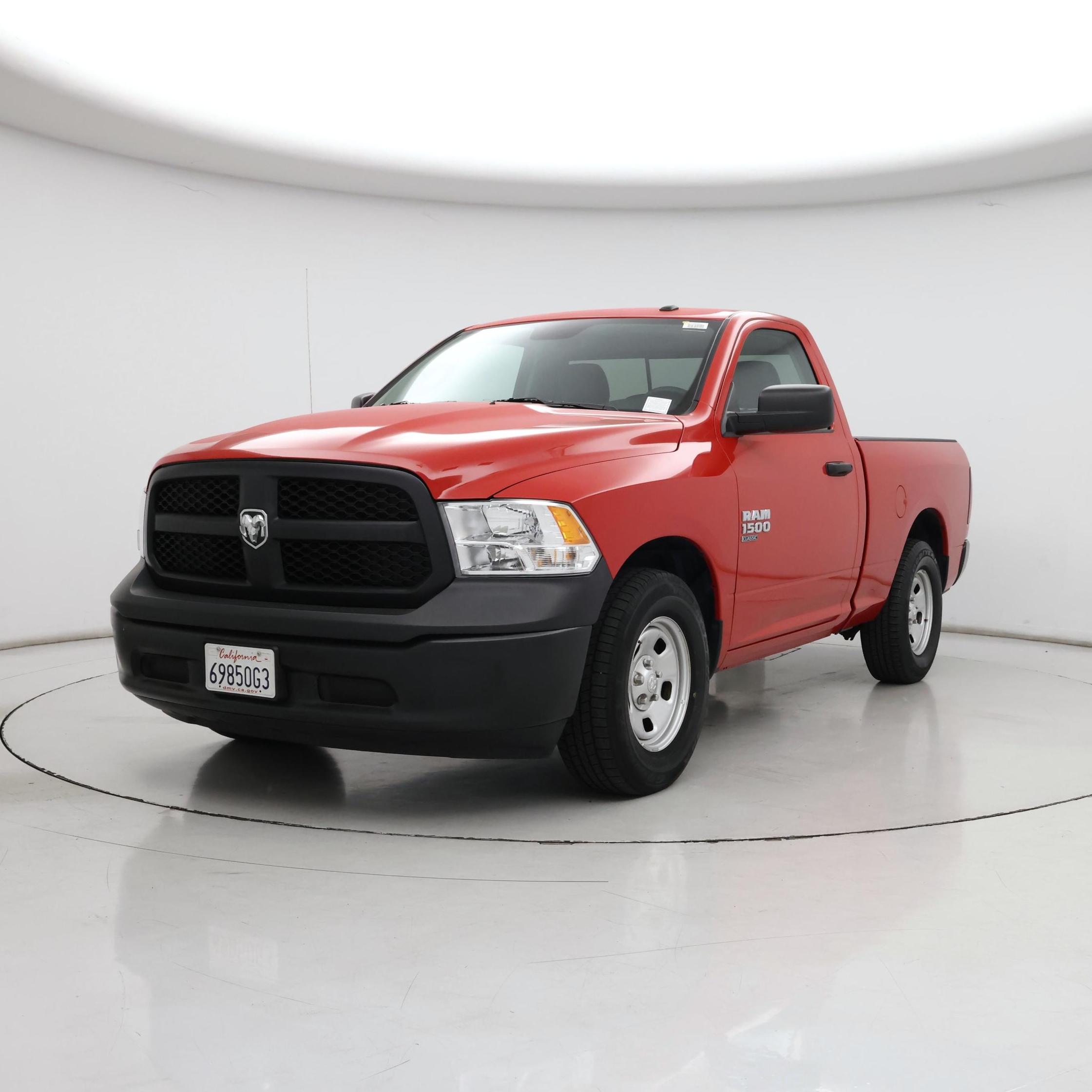 Thumbnail: 2021 RAM 1500 Classic - 4