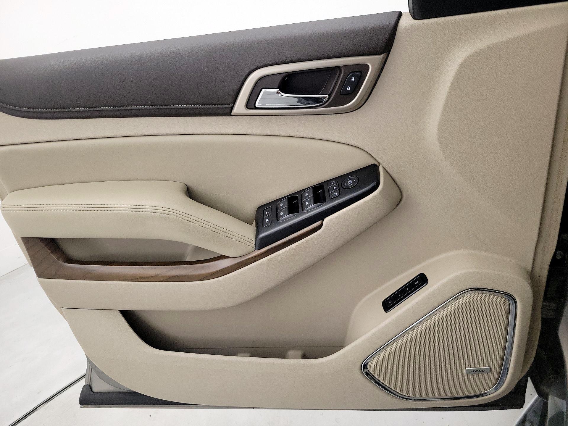 Thumbnail: 2019 GMC Yukon XL - 12