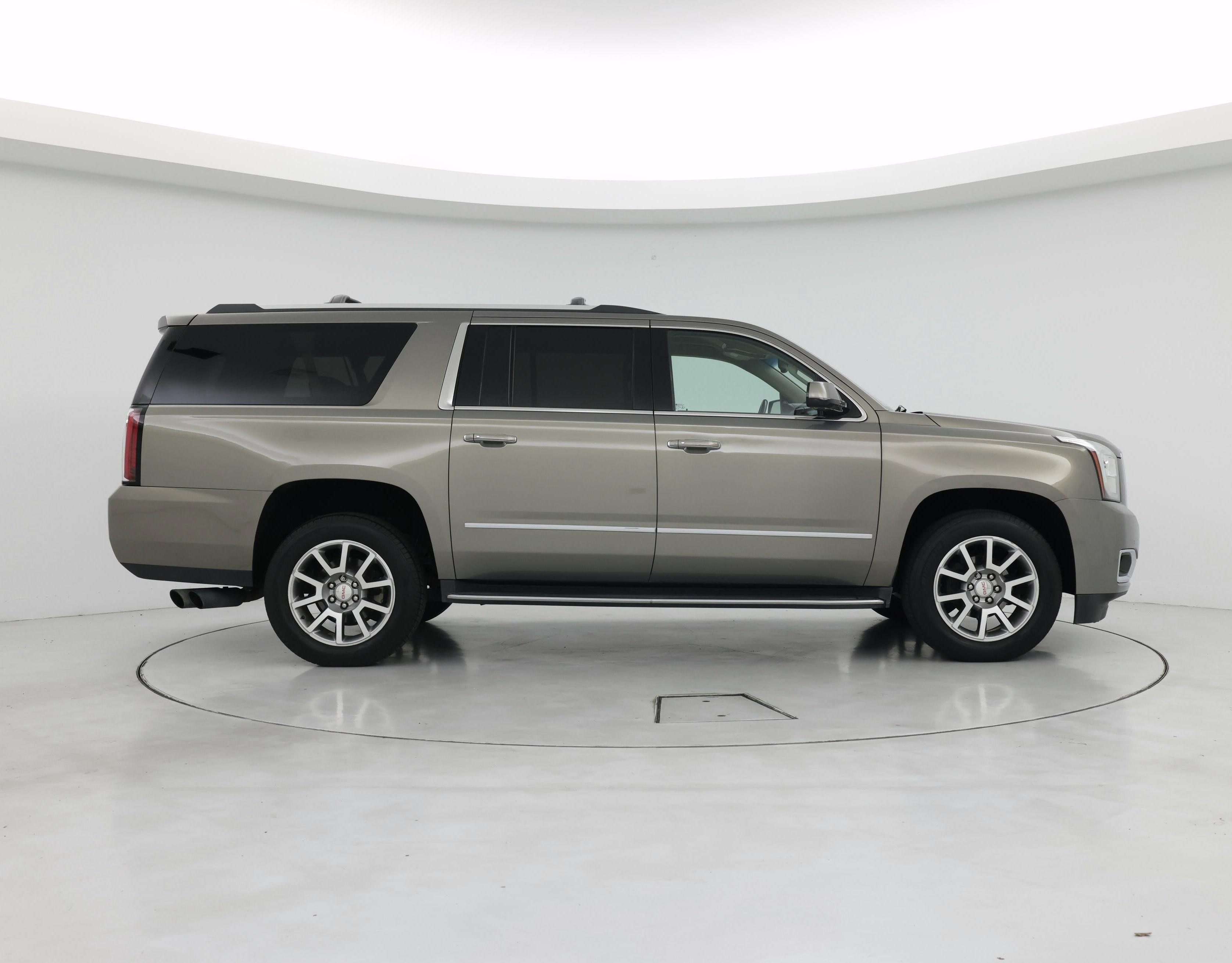 Thumbnail: 2019 GMC Yukon XL - 7