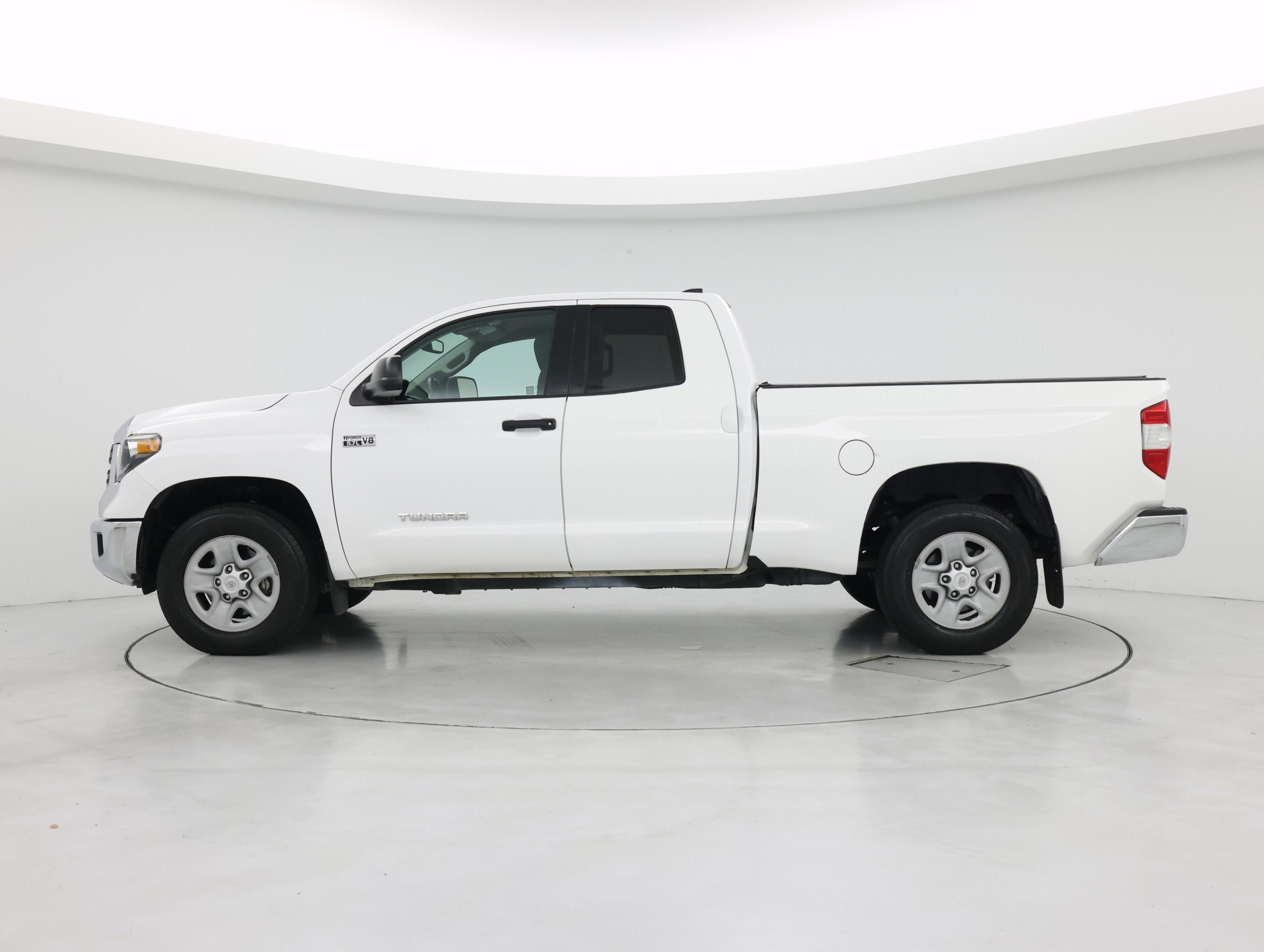 Thumbnail: 2021 Toyota Tundra - 3