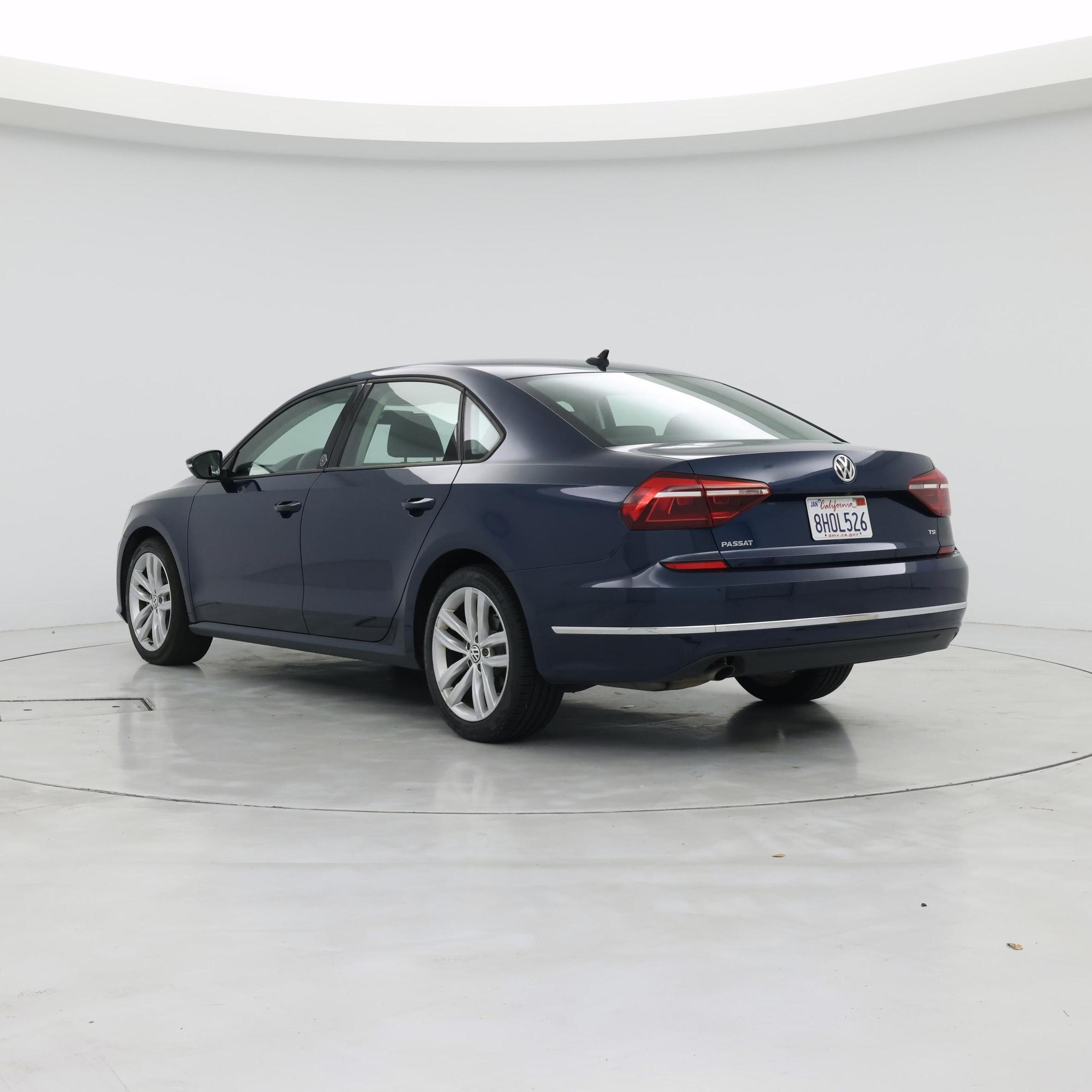 Thumbnail: 2019 Volkswagen Passat - 2