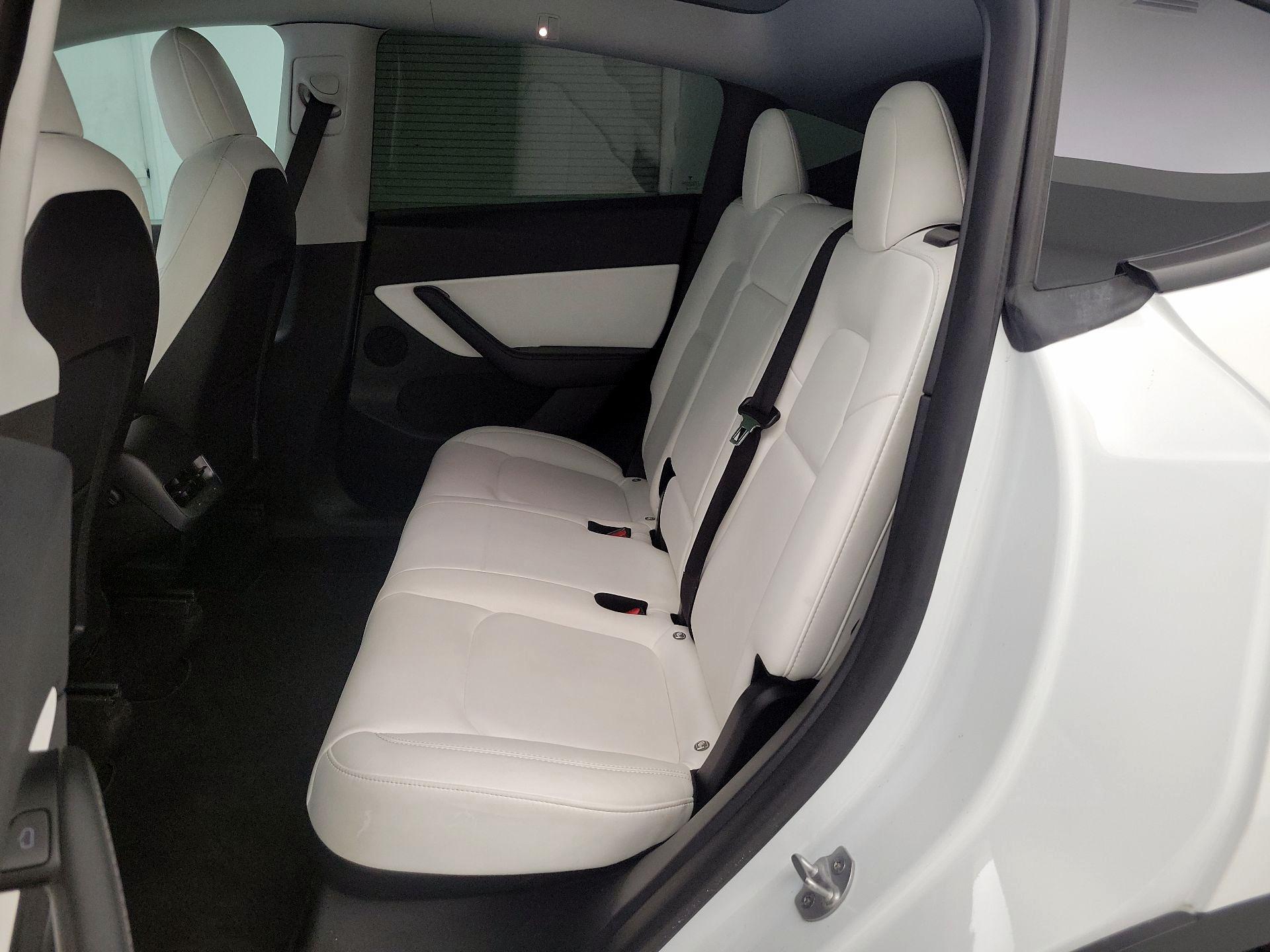 Thumbnail: 2021 Tesla Model Y - 17