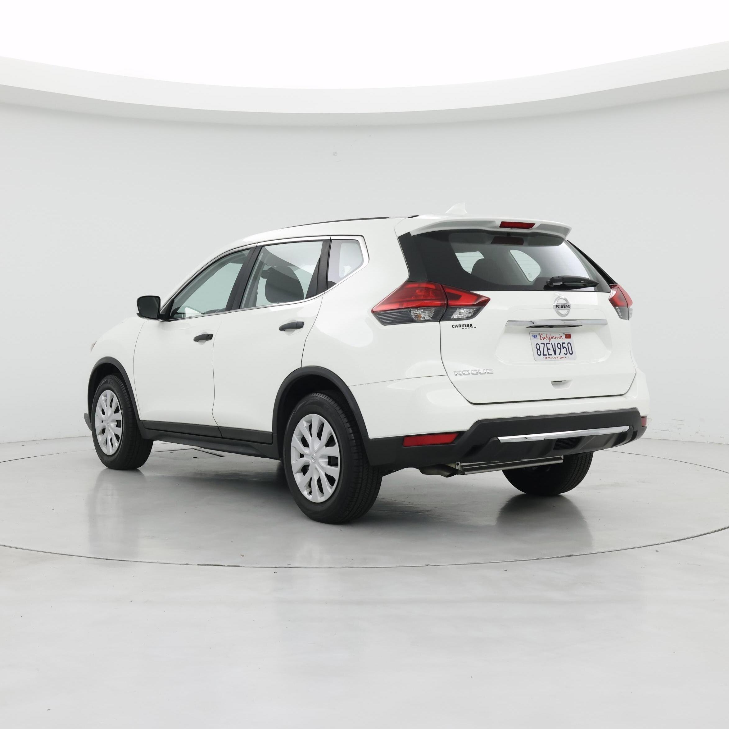 Thumbnail: 2017 Nissan Rogue - 2