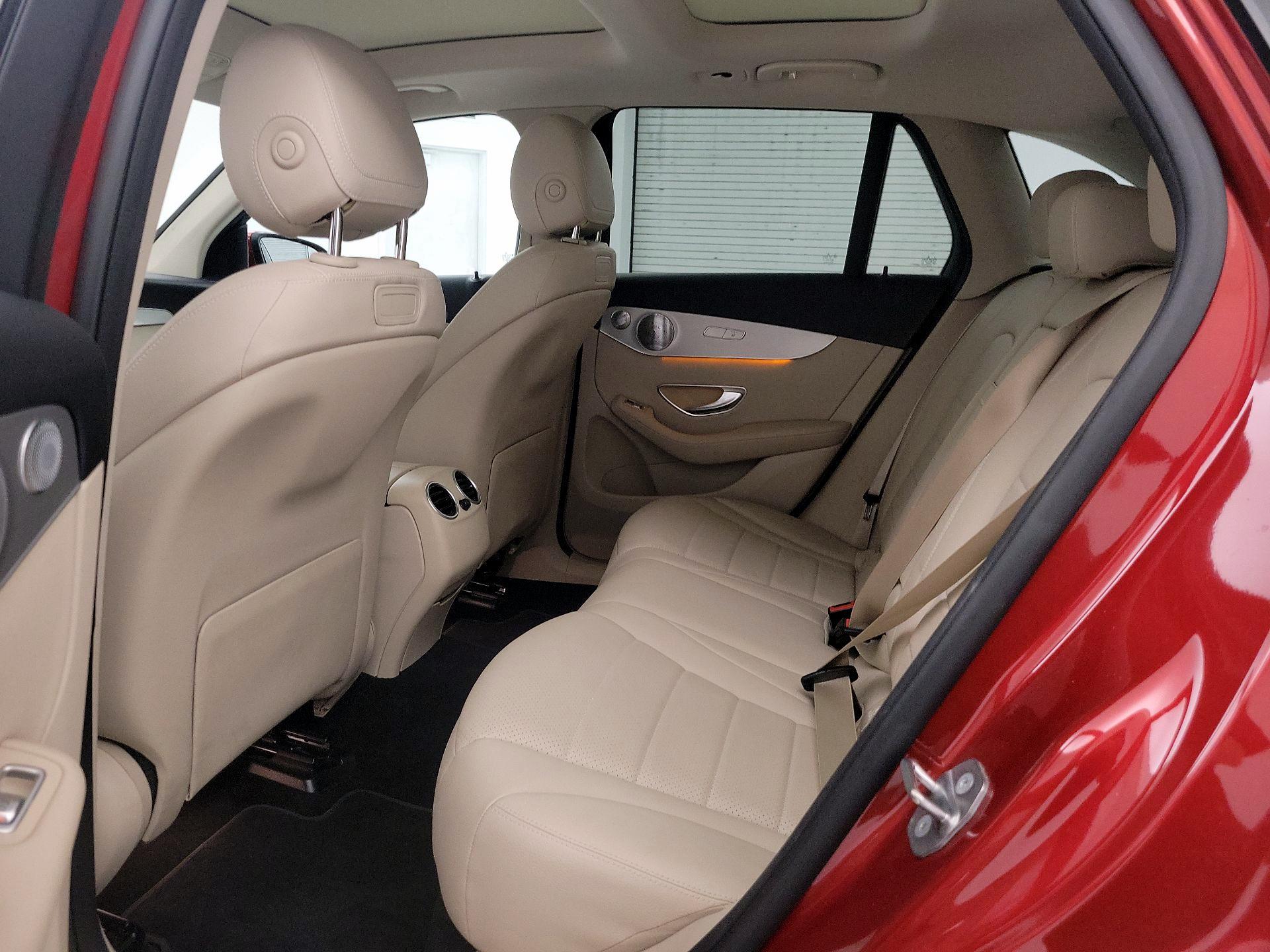 Thumbnail: 2019 Mercedes-Benz GLC - 20