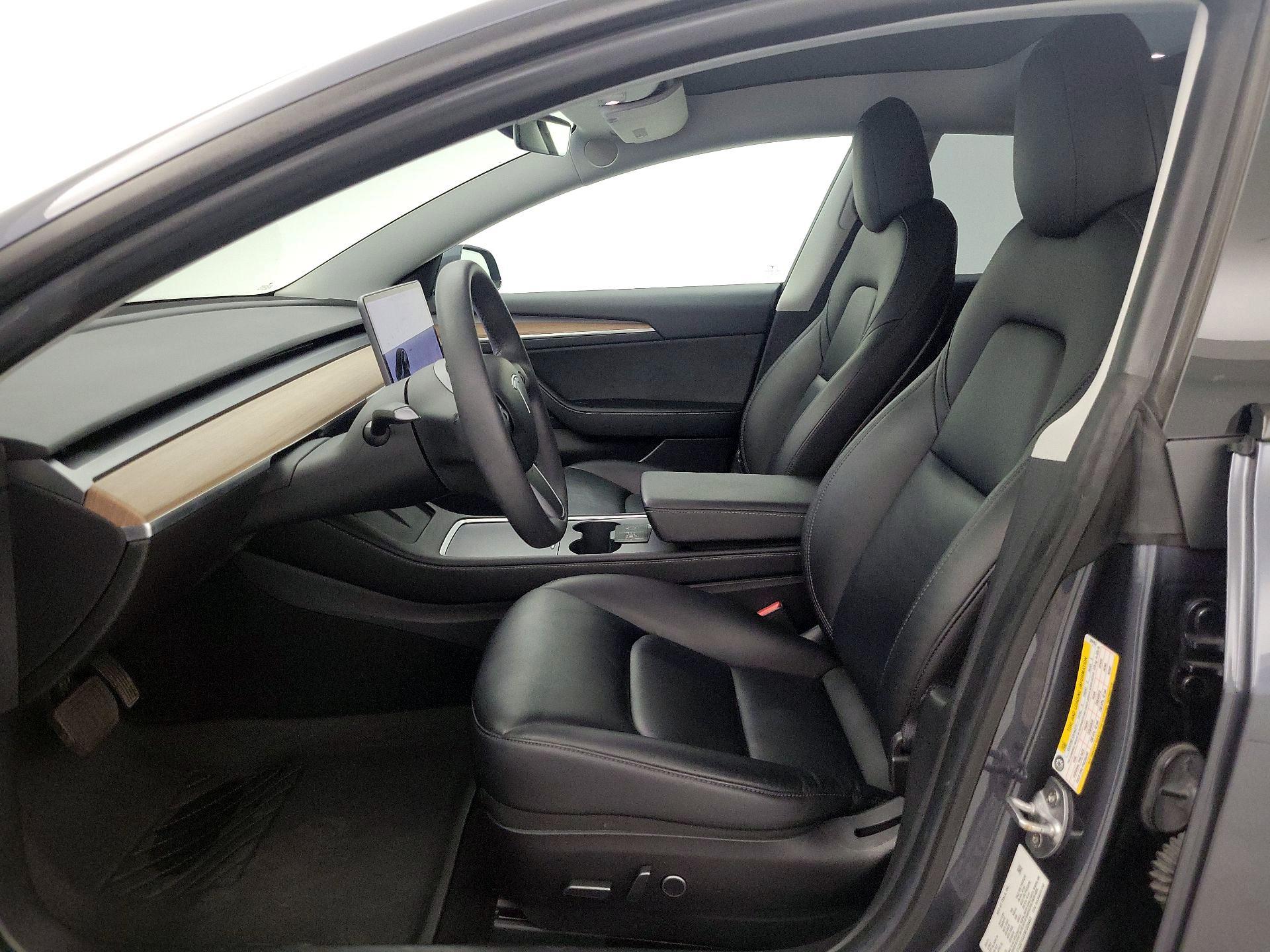 Thumbnail: 2021 Tesla Model 3 - 11