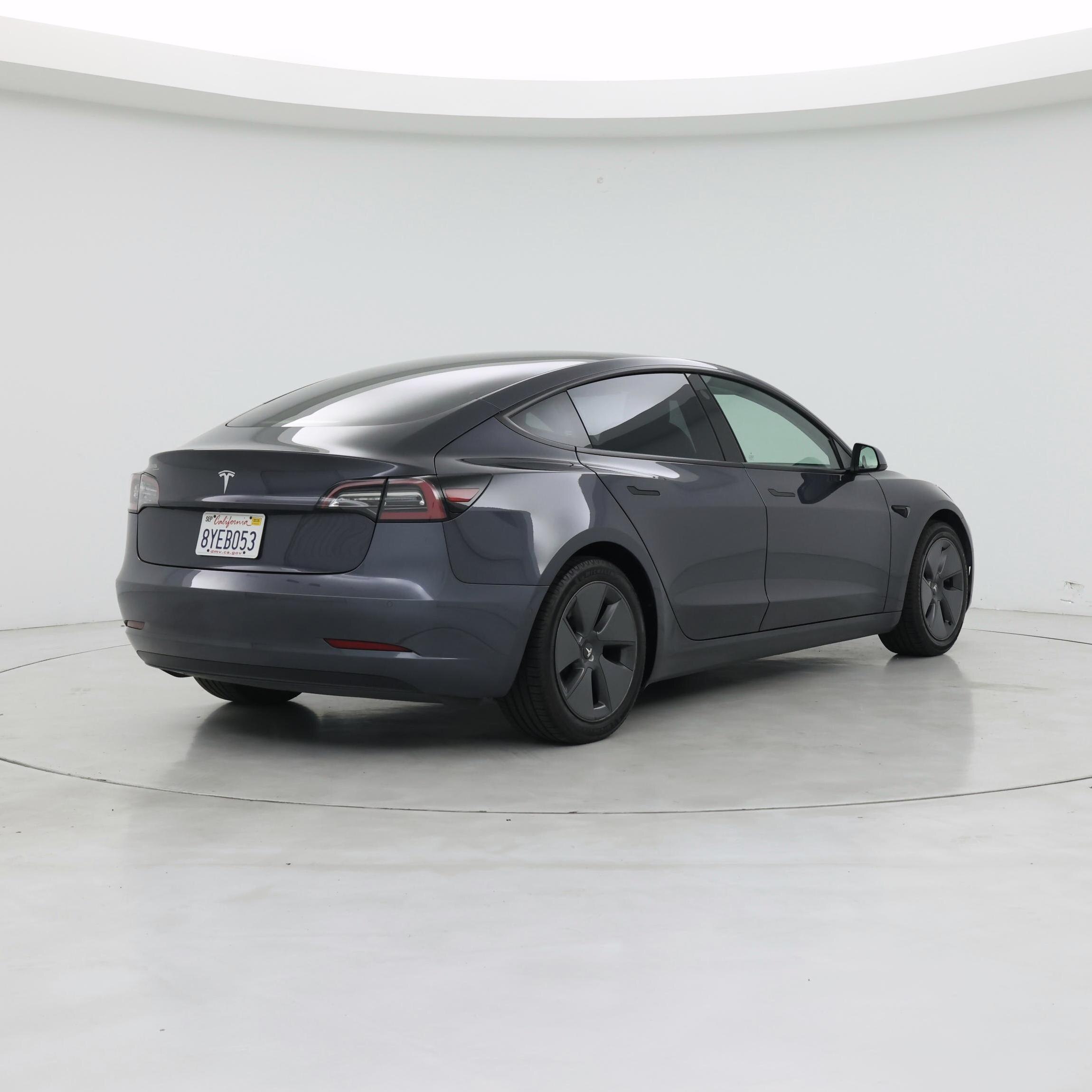 Thumbnail: 2021 Tesla Model 3 - 8