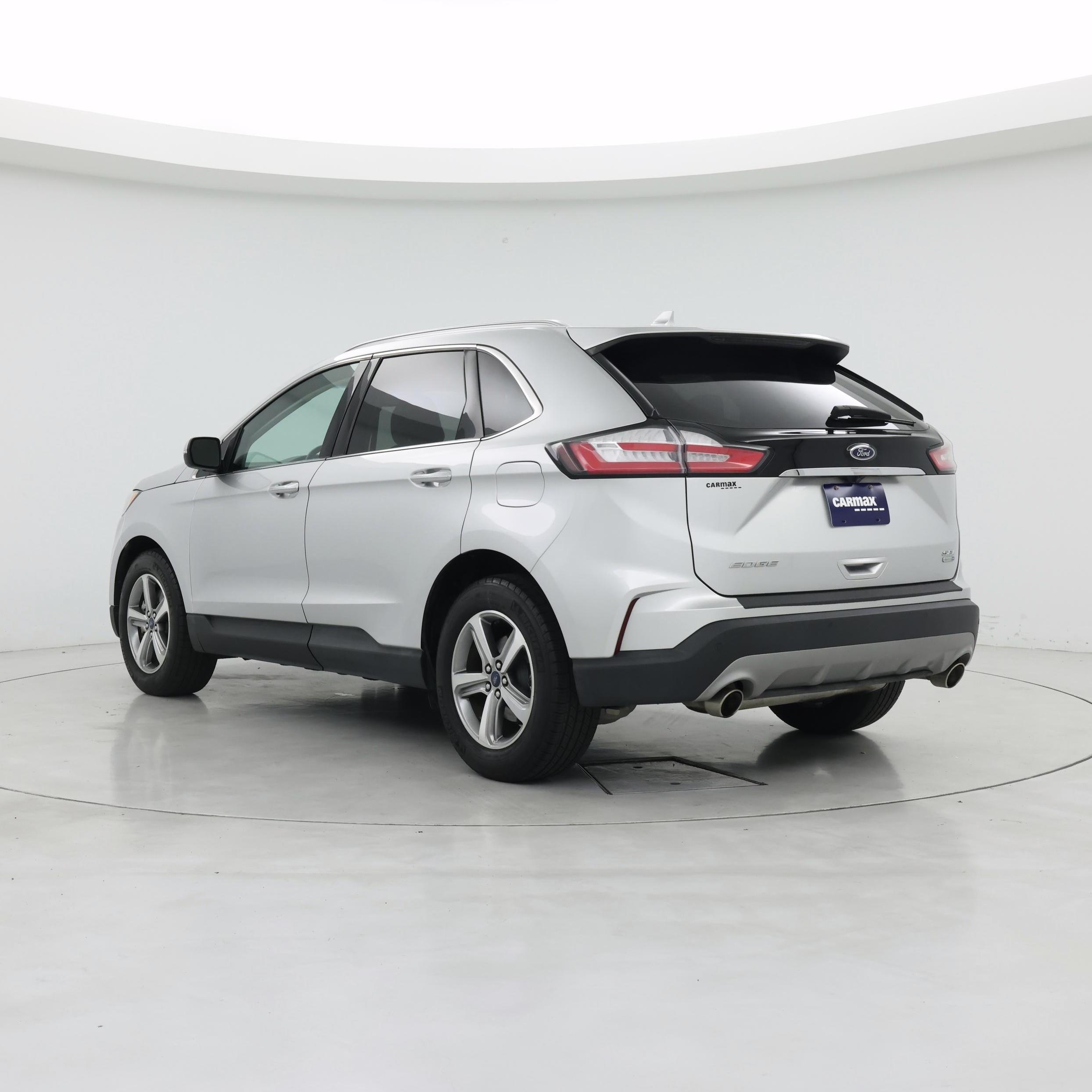 Thumbnail: 2019 Ford Edge - 2