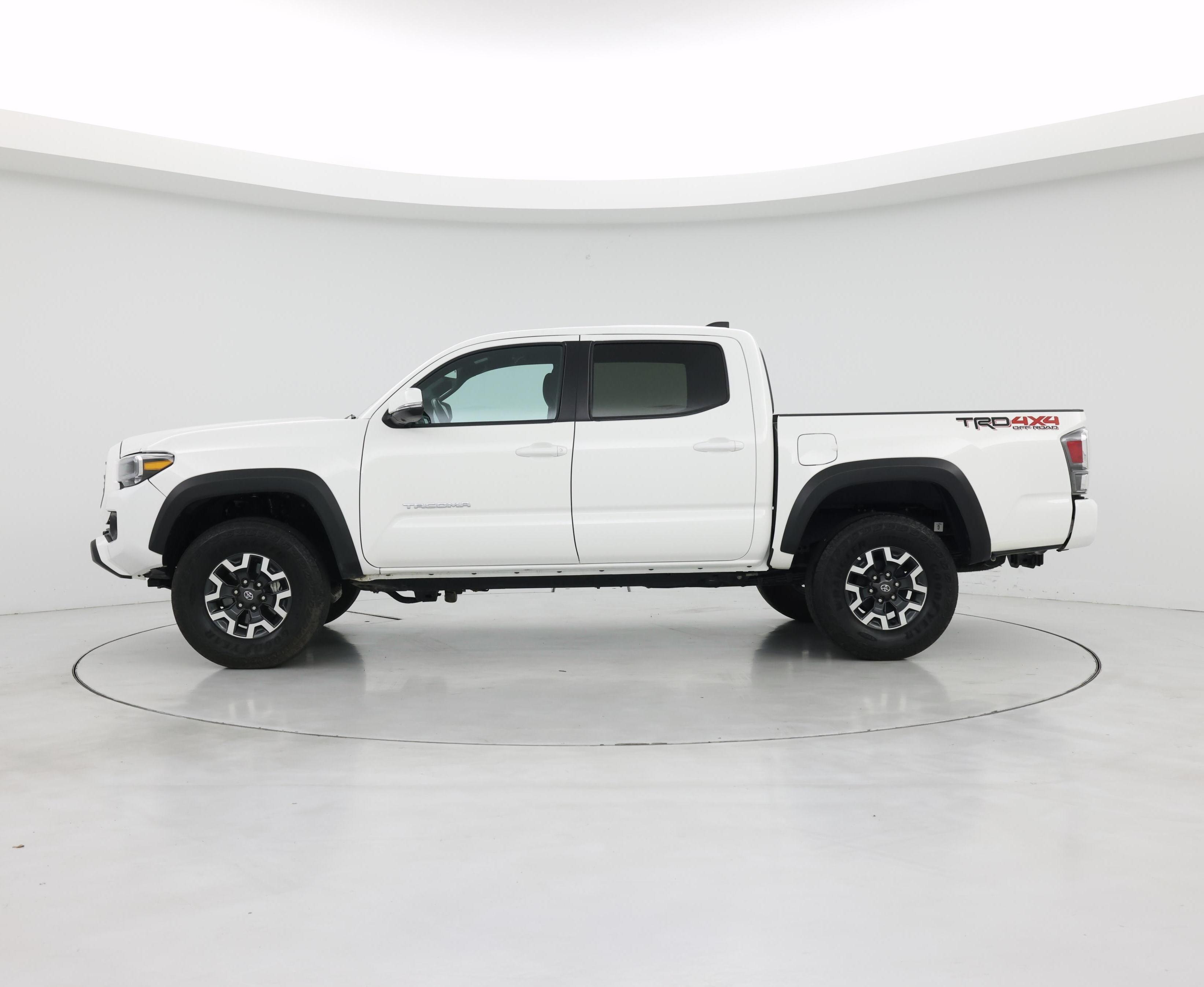 Thumbnail: 2023 Toyota Tacoma - 3