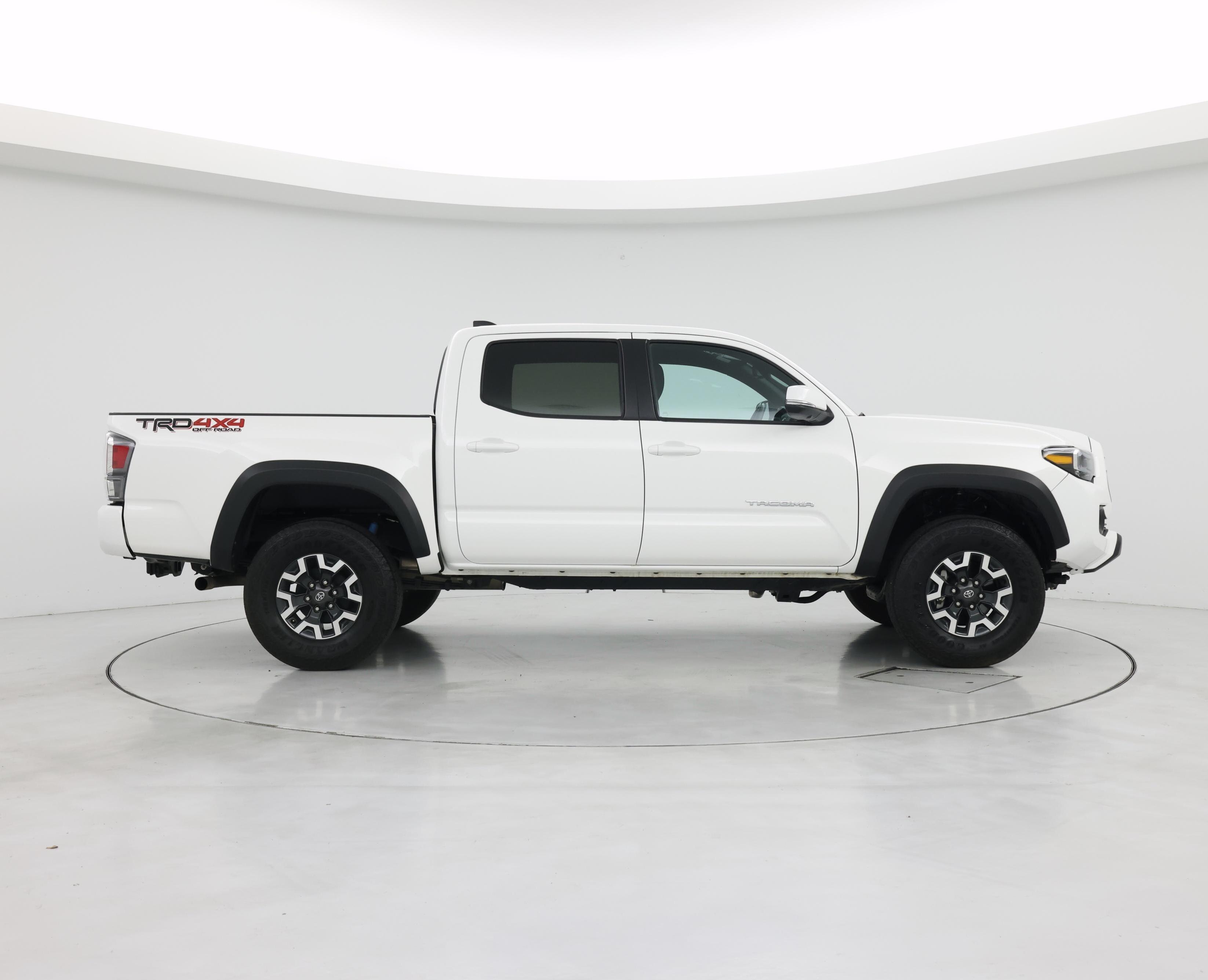 Thumbnail: 2023 Toyota Tacoma - 7