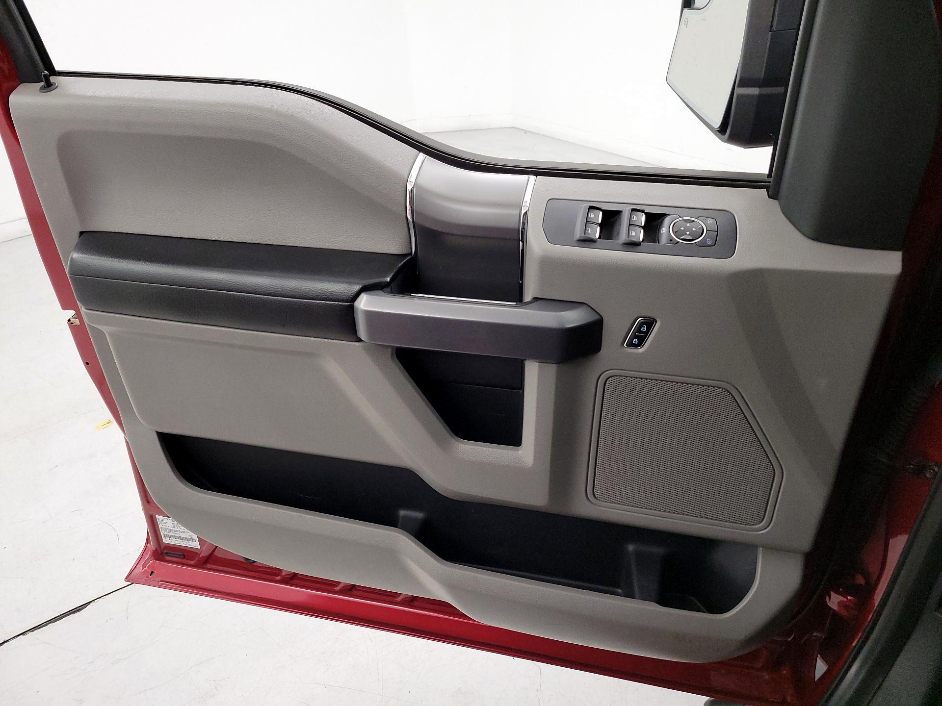 Thumbnail: 2015 Ford F-150 - 12