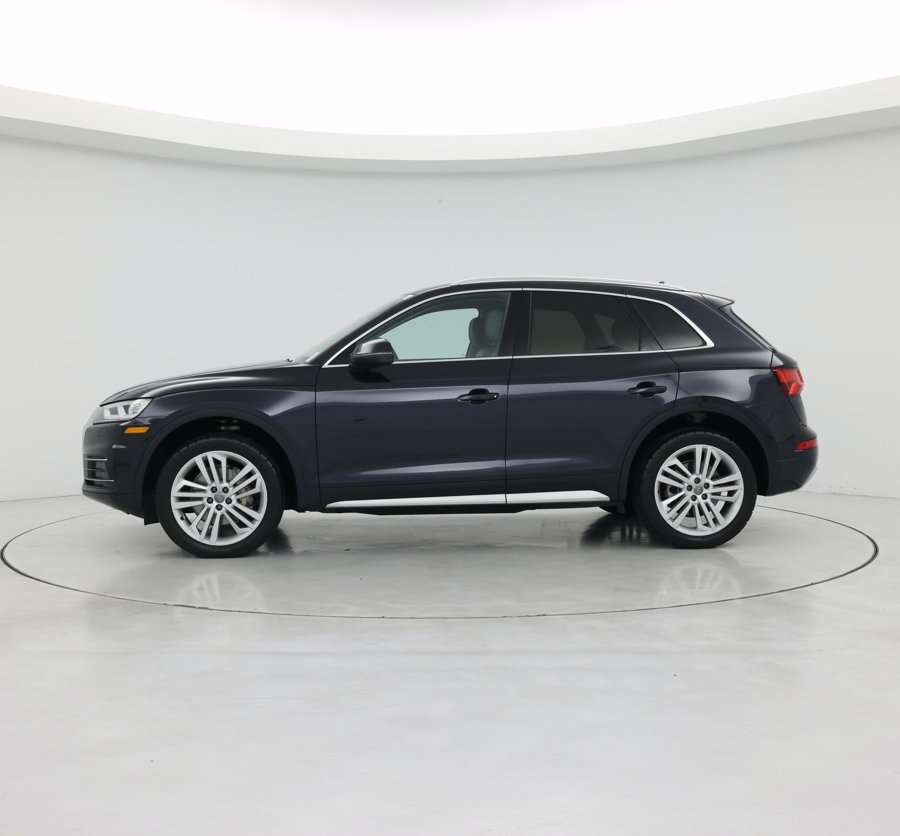 Thumbnail: 2019 Audi Q5 - 3