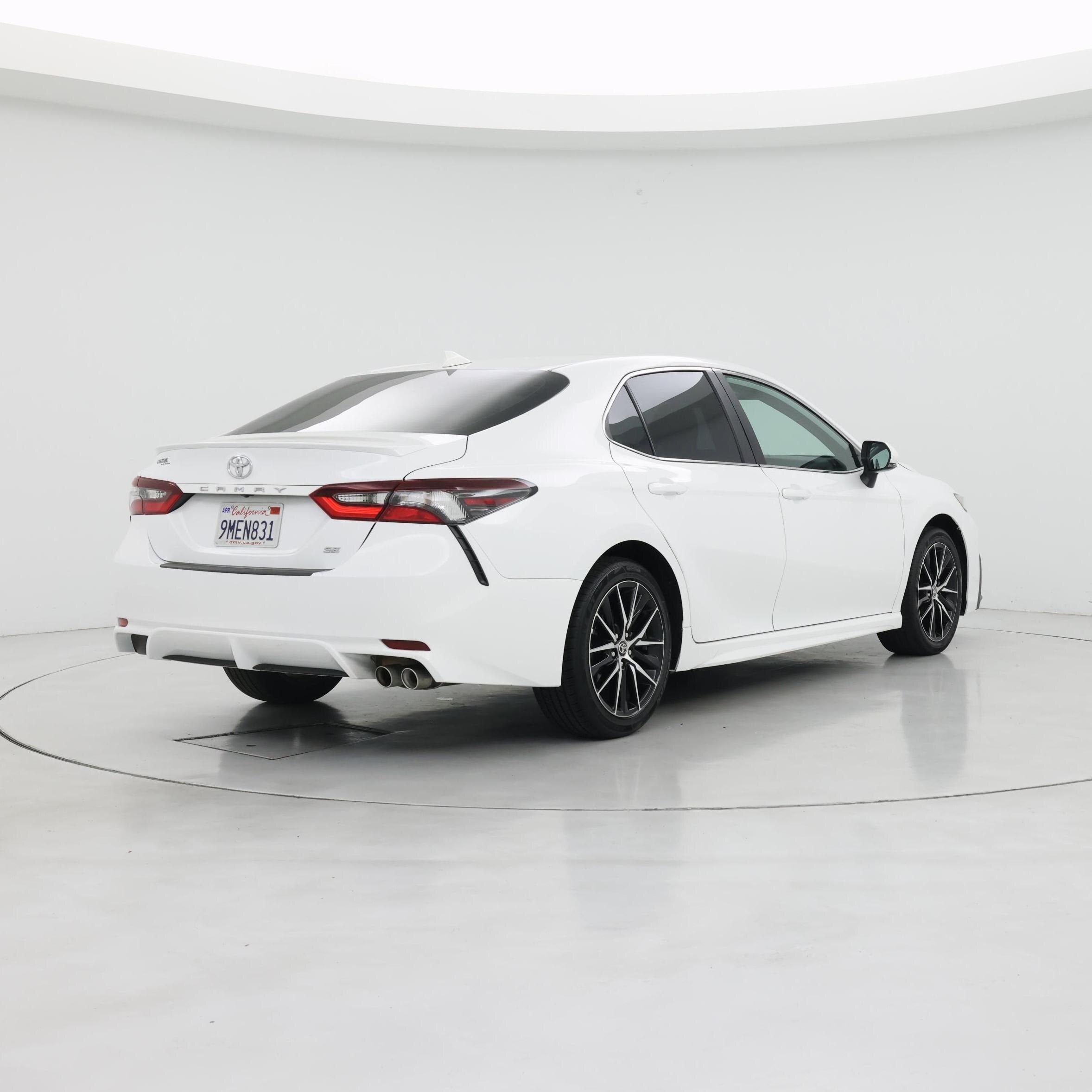 Thumbnail: 2024 Toyota Camry - 8