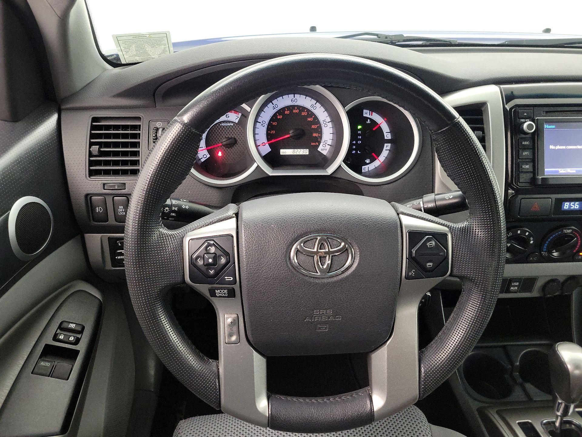 Thumbnail: 2014 Toyota Tacoma - 10
