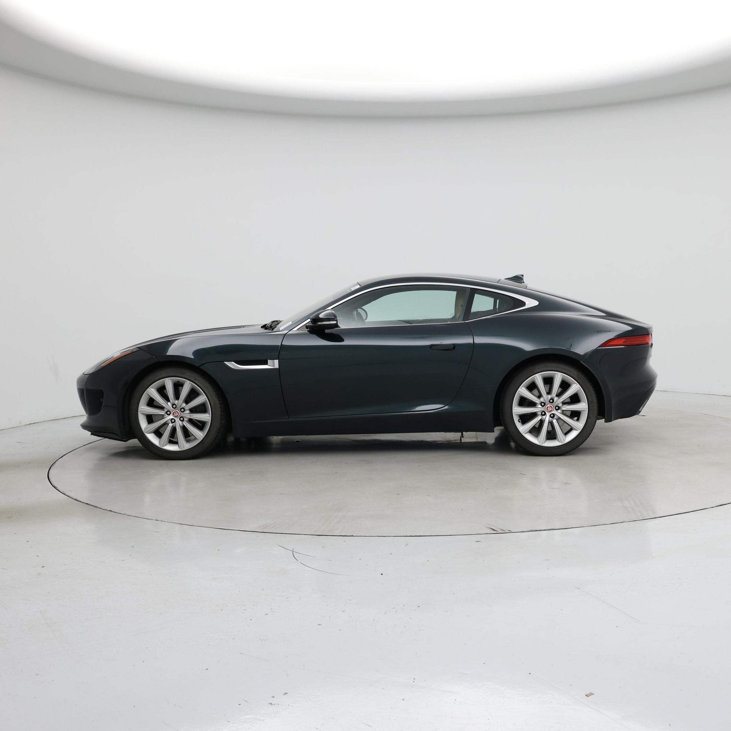 Thumbnail: 2017 Jaguar F-Type - 3