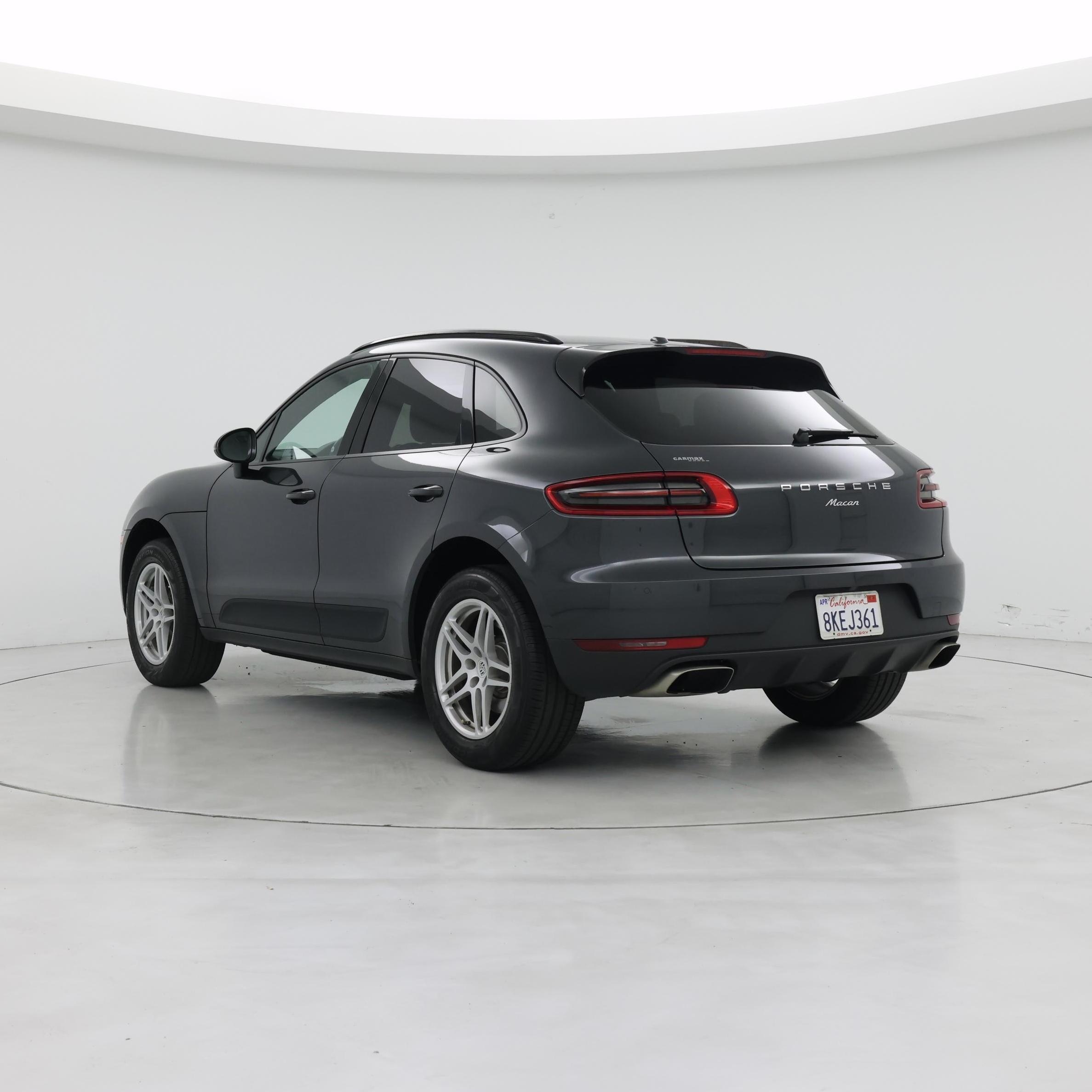 Thumbnail: 2018 Porsche Macan - 2