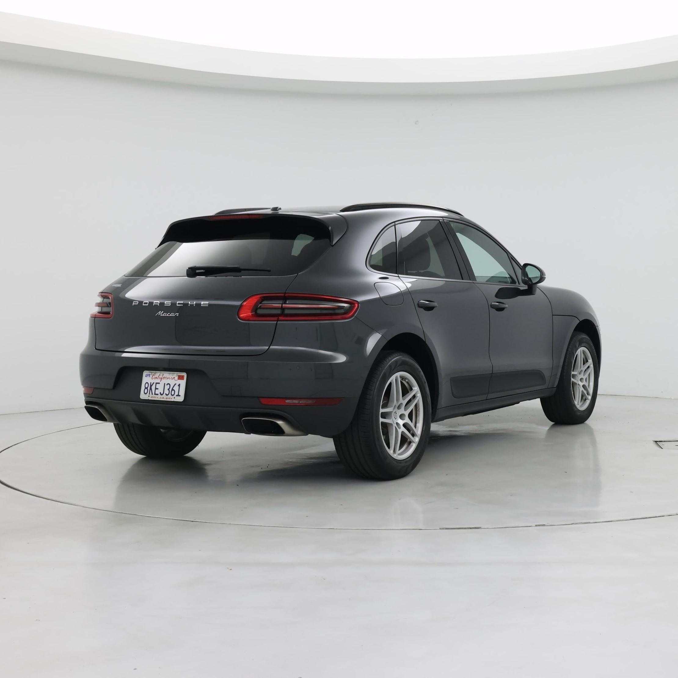 Thumbnail: 2018 Porsche Macan - 8