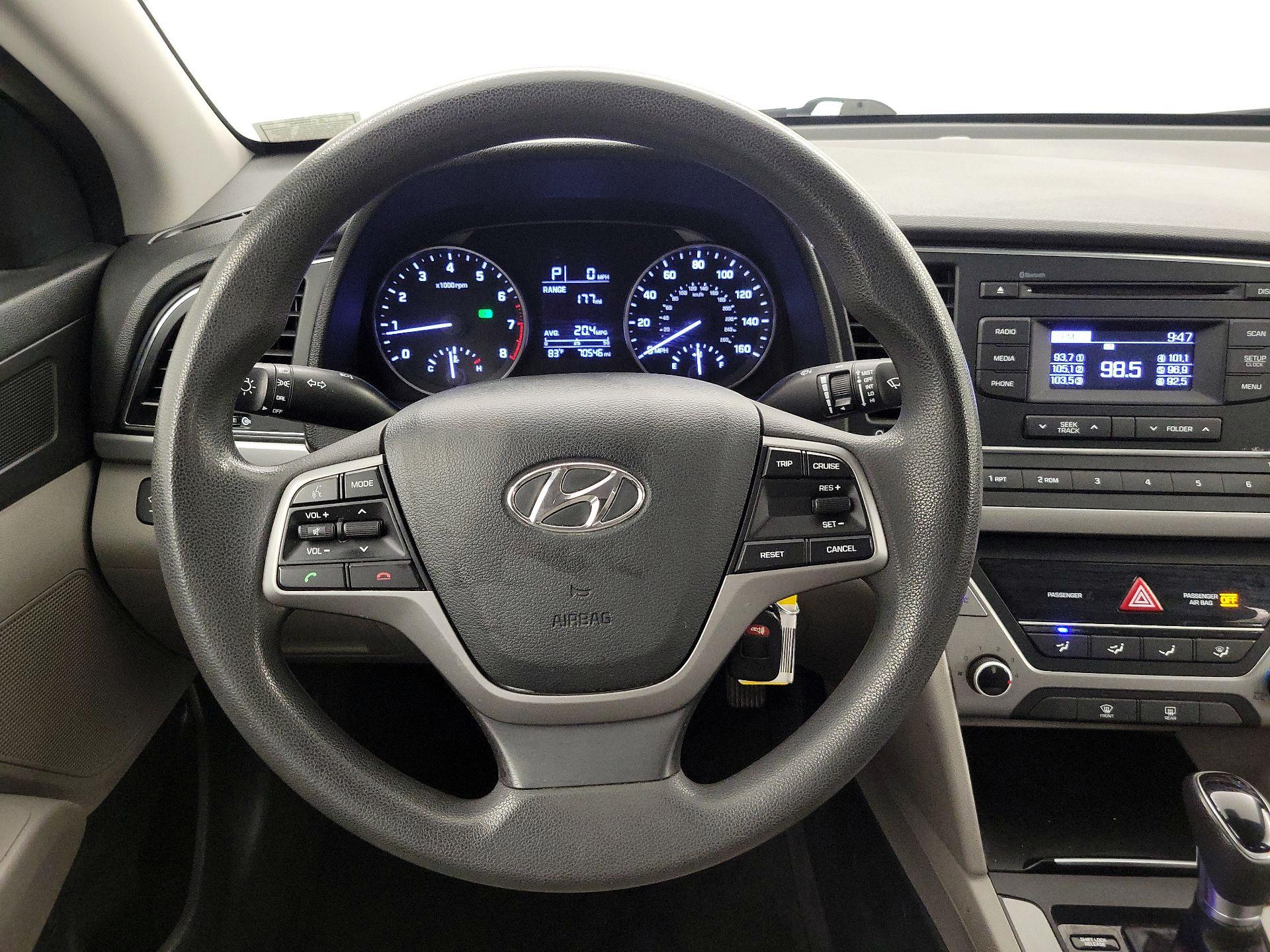 Thumbnail: 2018 Hyundai Elantra - 10
