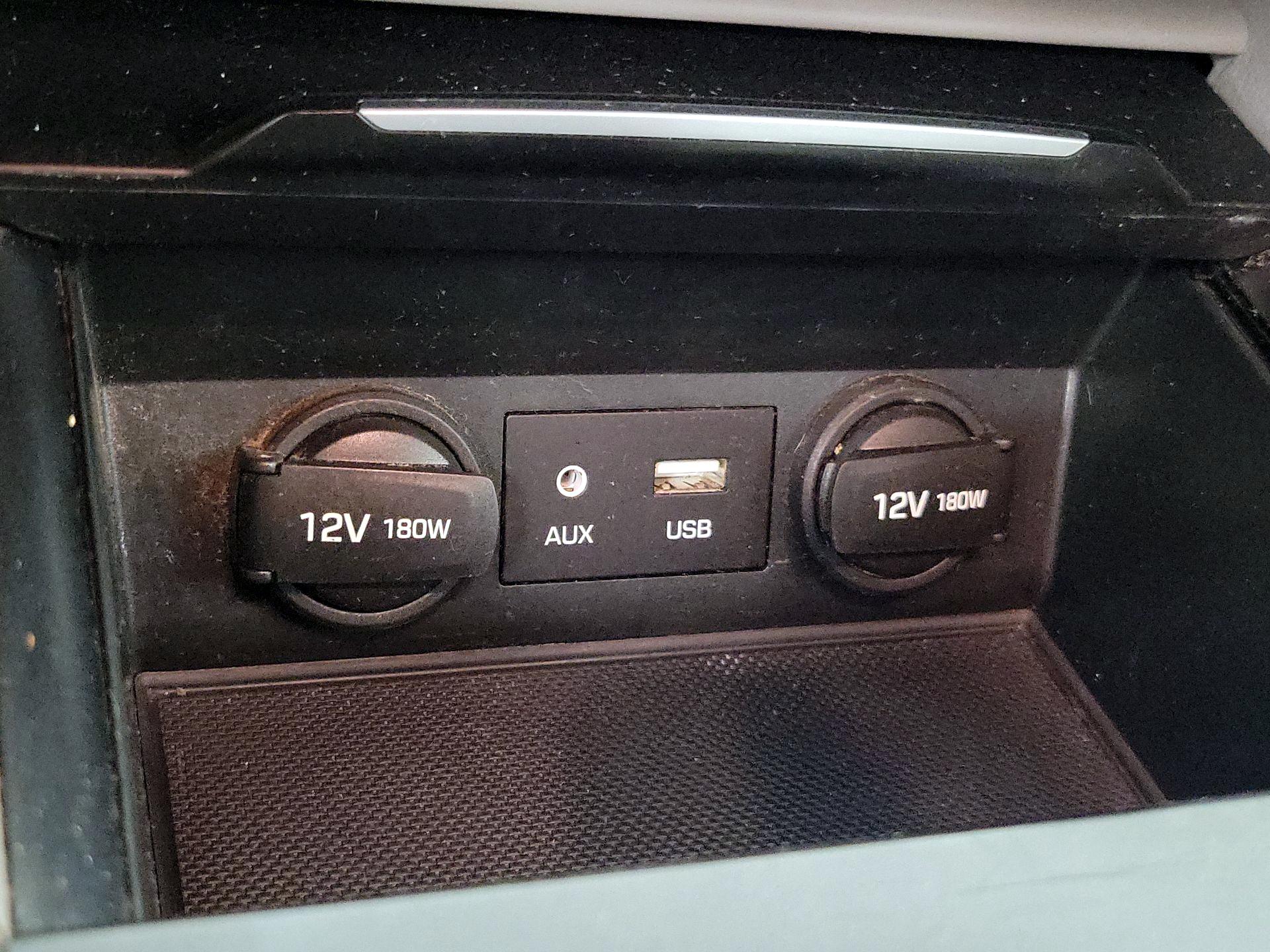 Thumbnail: 2018 Hyundai Elantra - 17