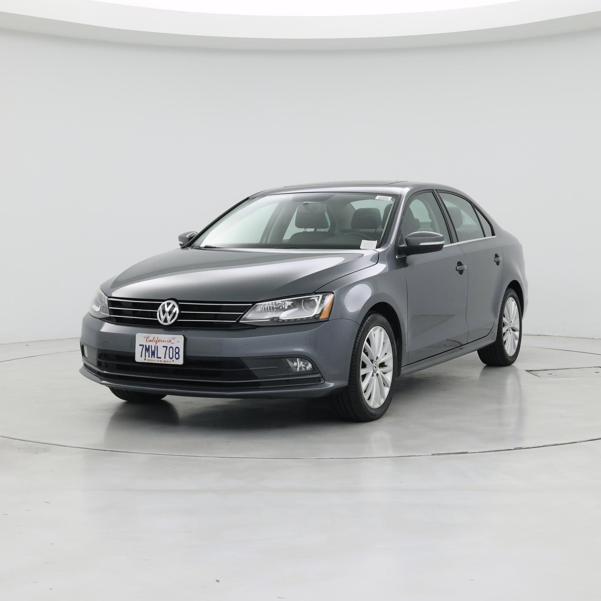 Thumbnail: 2015 Volkswagen Jetta - 4