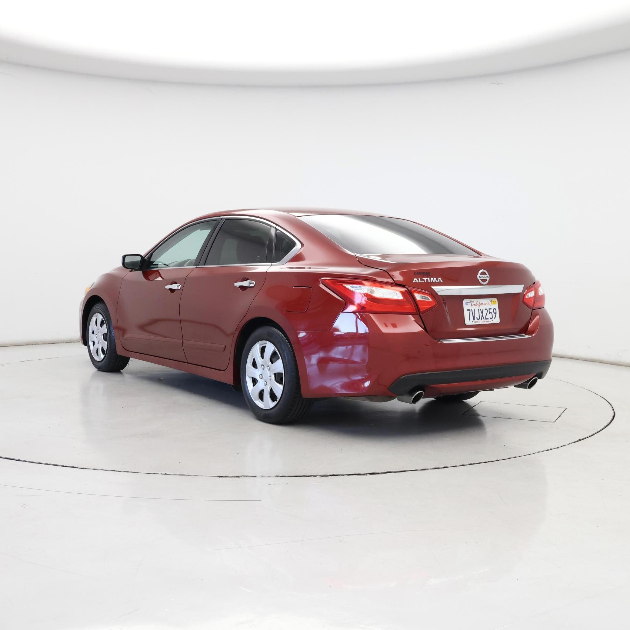 Thumbnail: 2016 Nissan Altima - 2