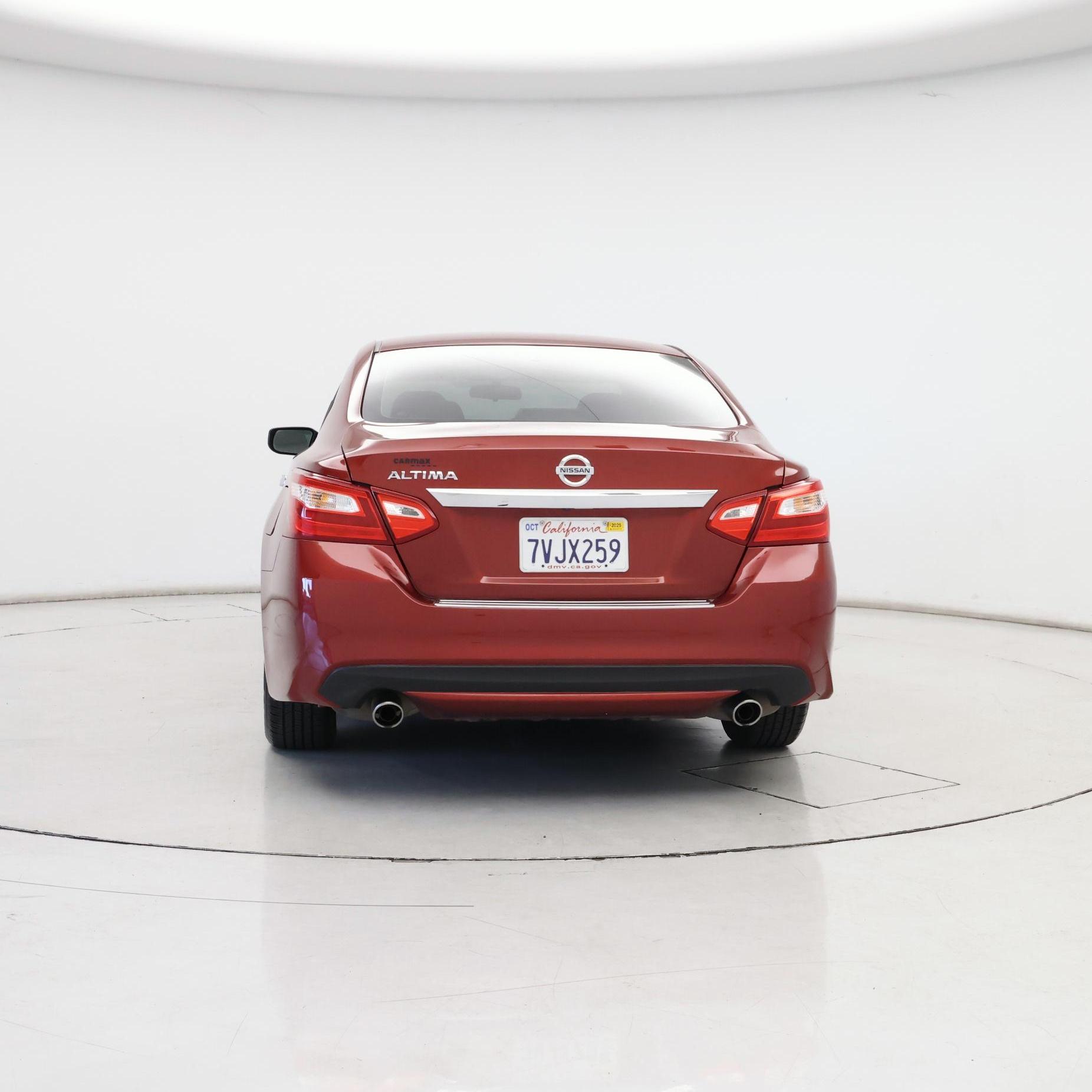 Thumbnail: 2016 Nissan Altima - 6