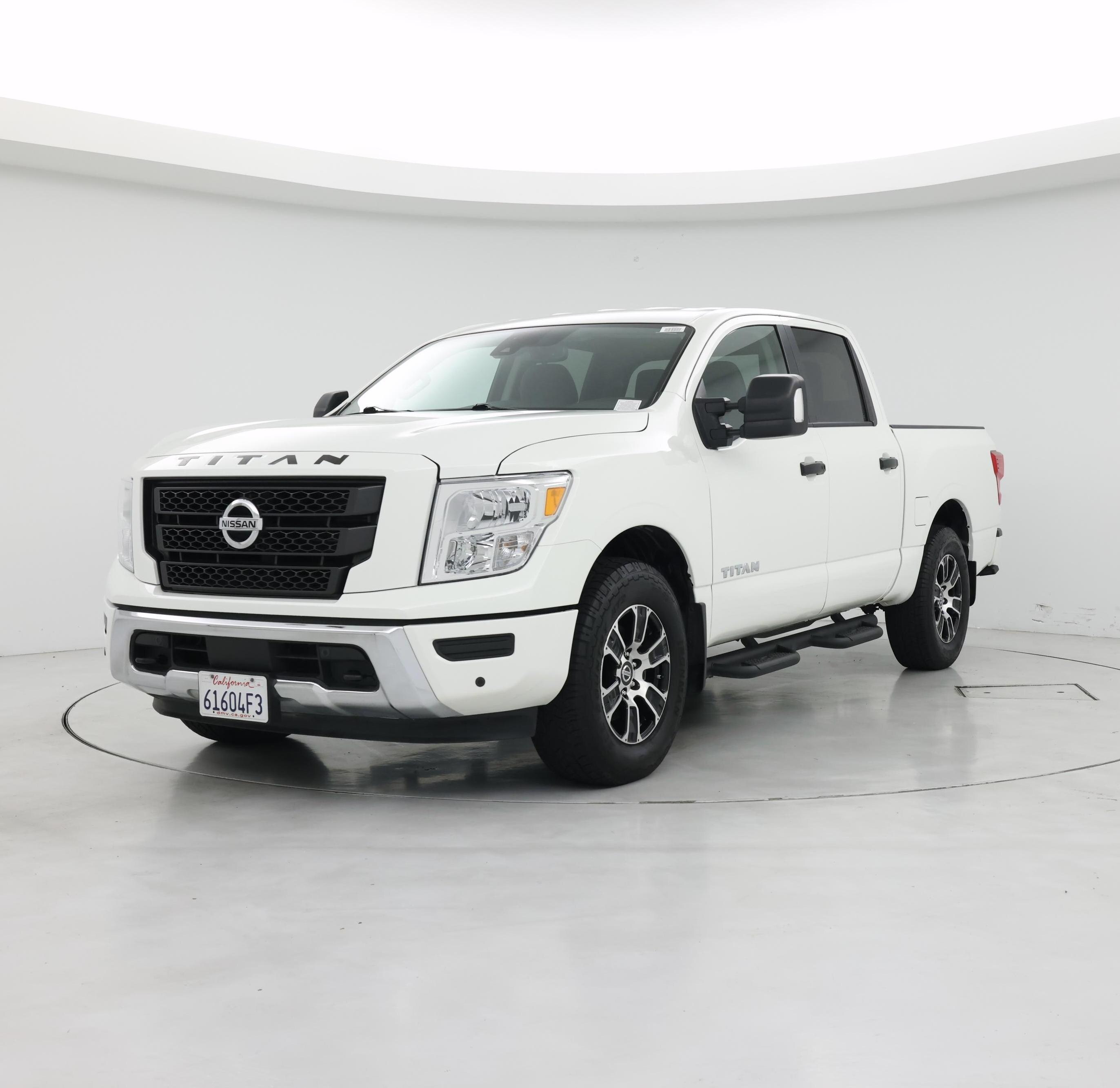 Thumbnail: 2022 Nissan Titan - 4