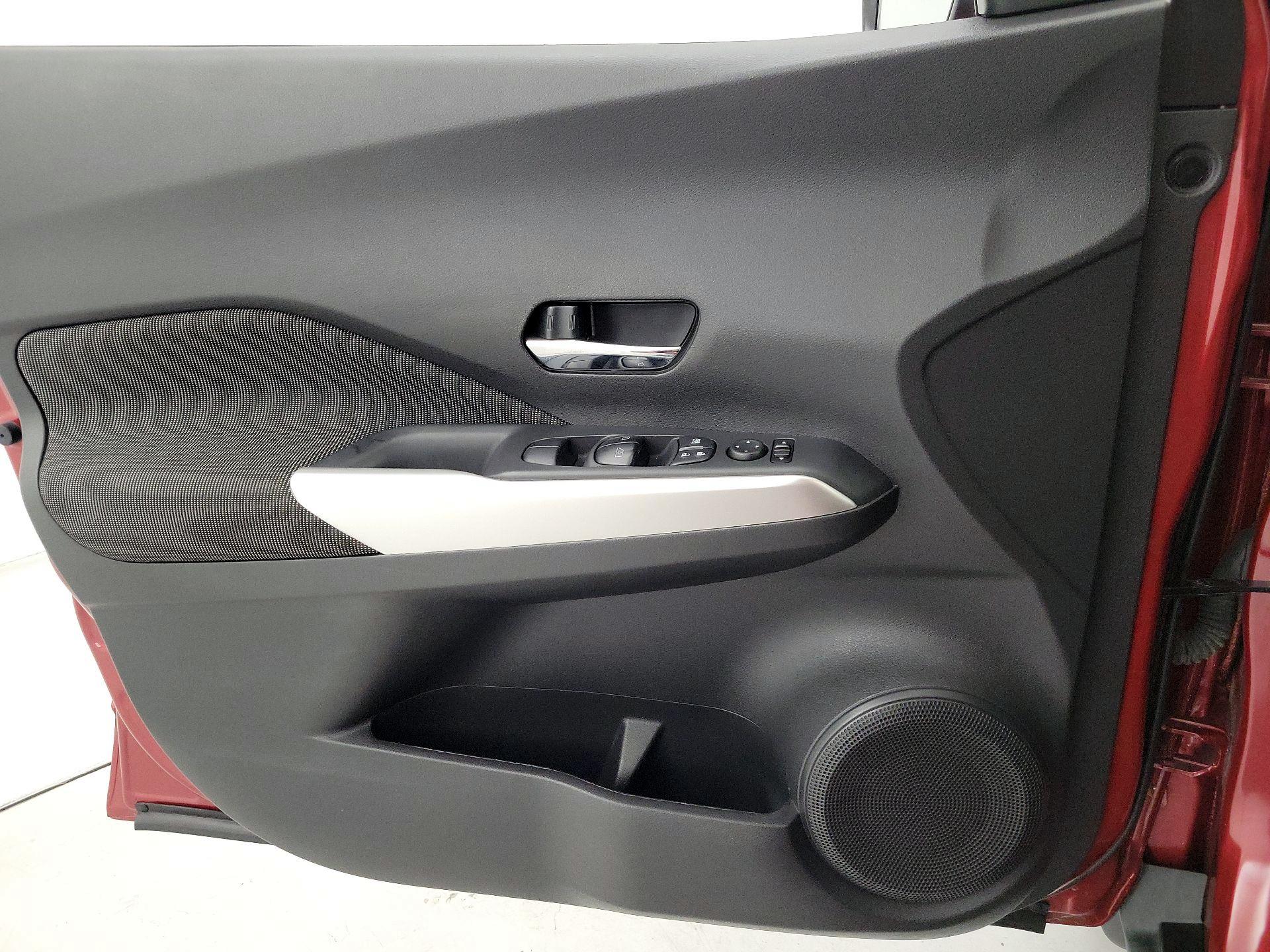 Thumbnail: 2018 Nissan Kicks - 12