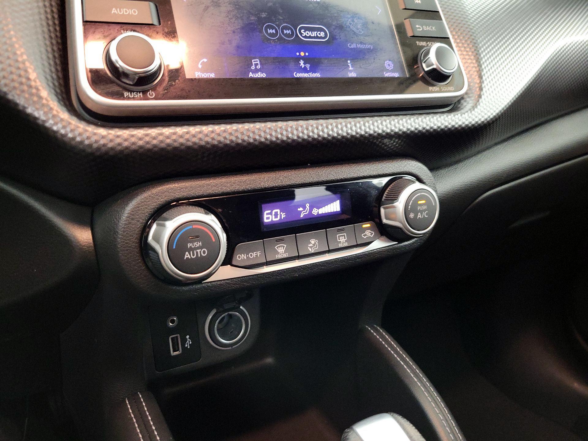 Thumbnail: 2018 Nissan Kicks - 15