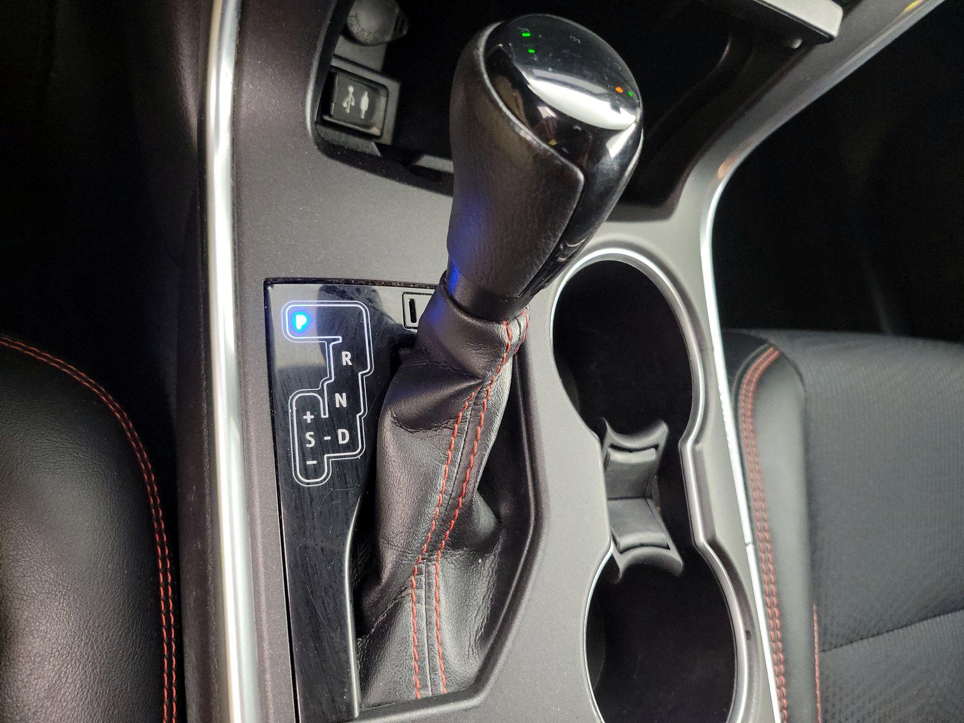 Thumbnail: 2017 Toyota Camry - 17