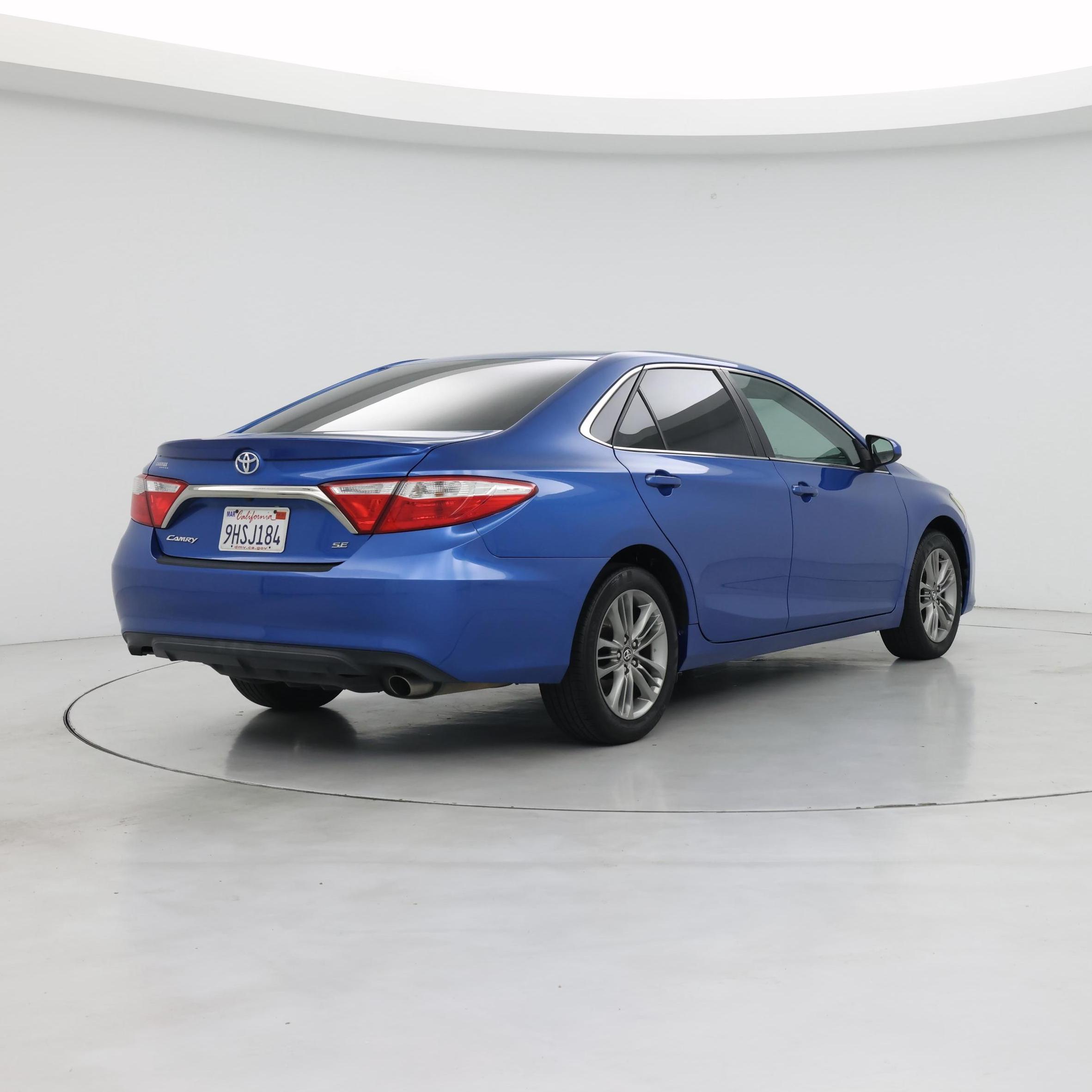 Thumbnail: 2017 Toyota Camry - 8